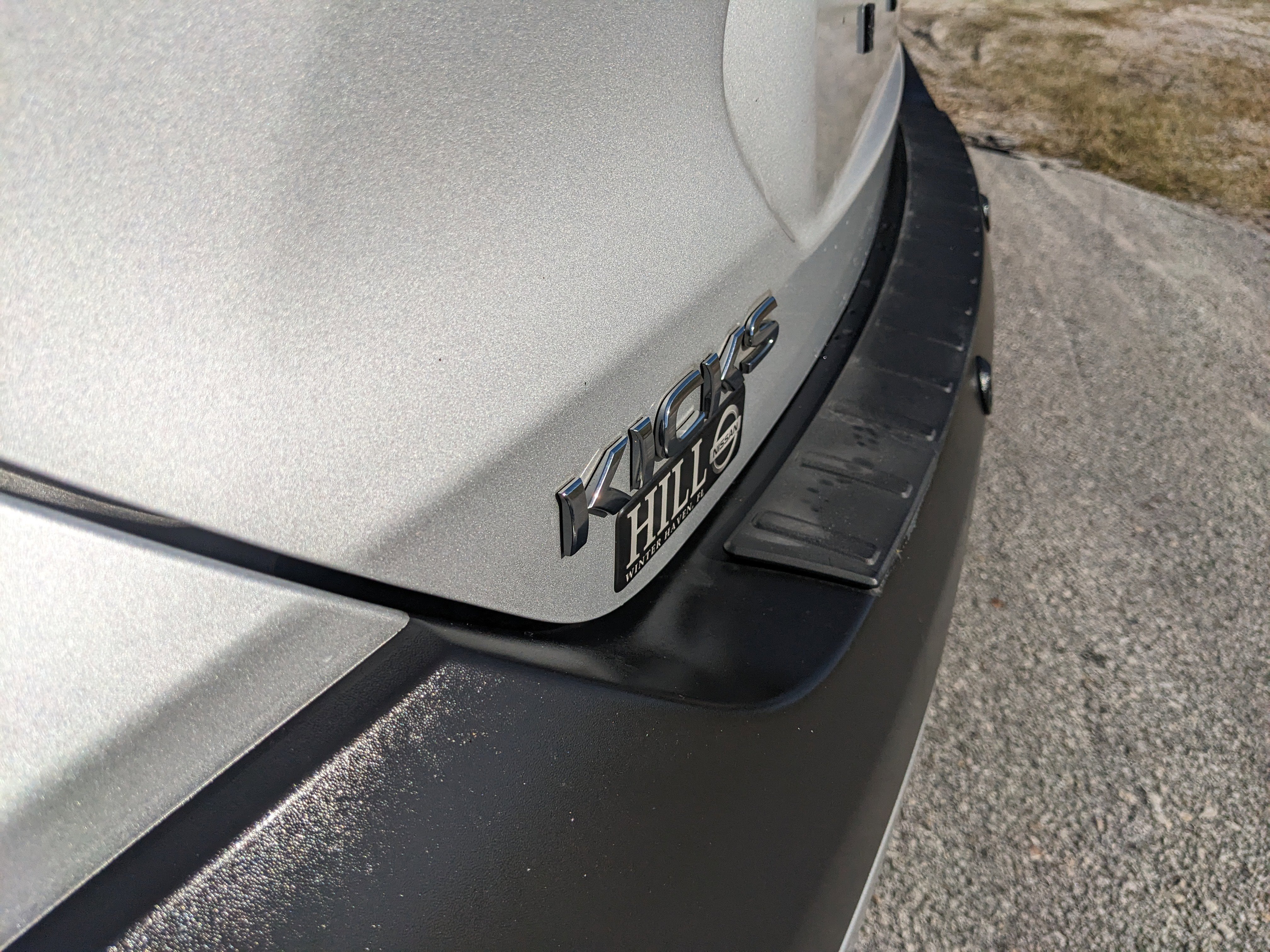 2020 Nissan Kicks SR