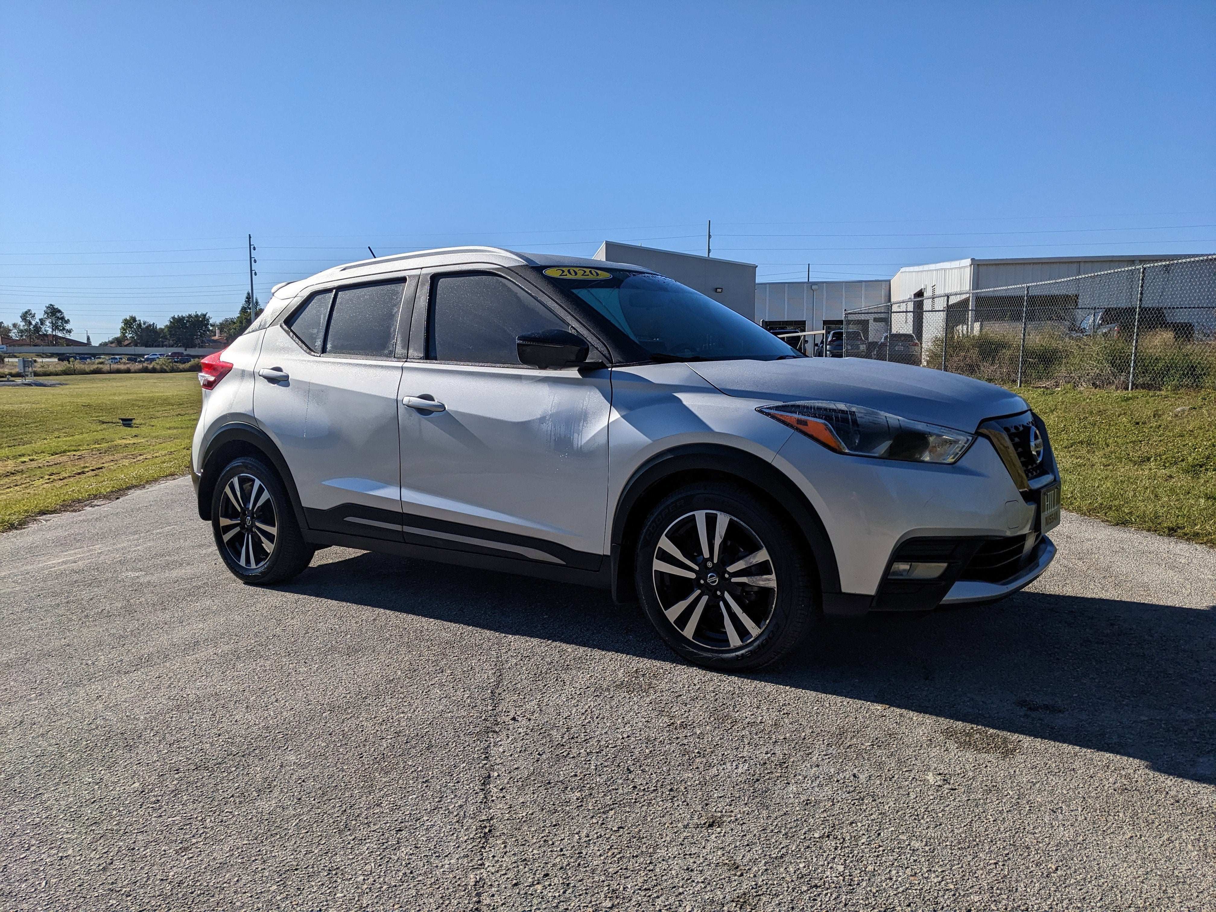 2020 Nissan Kicks SR