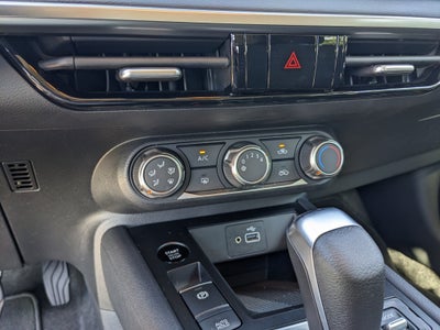 2025 Nissan Kicks S