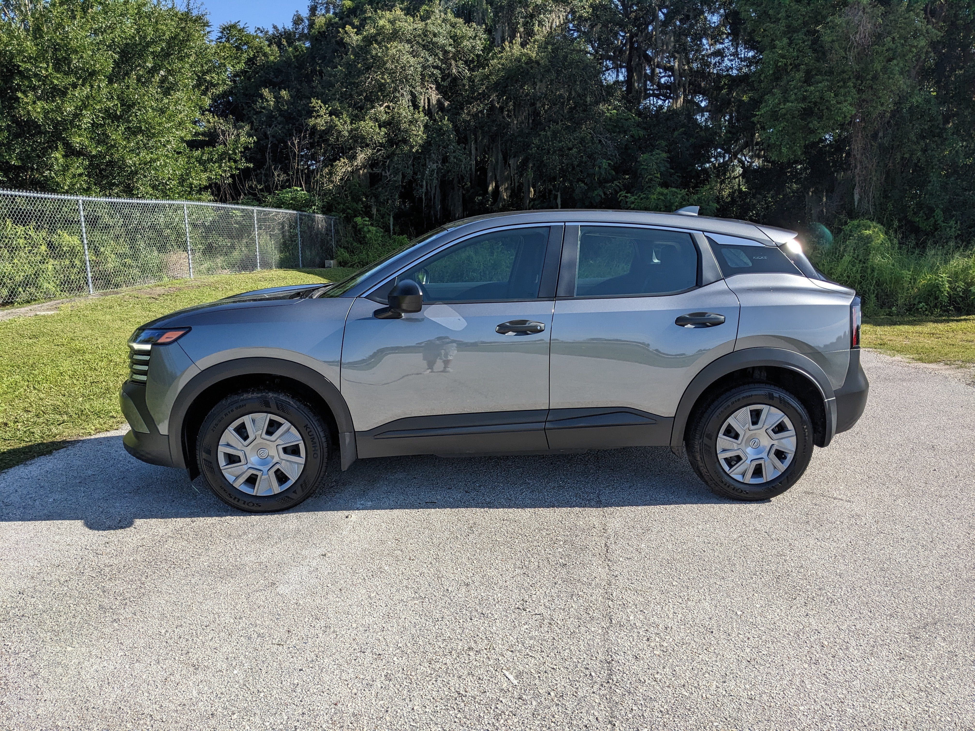 2025 Nissan Kicks S