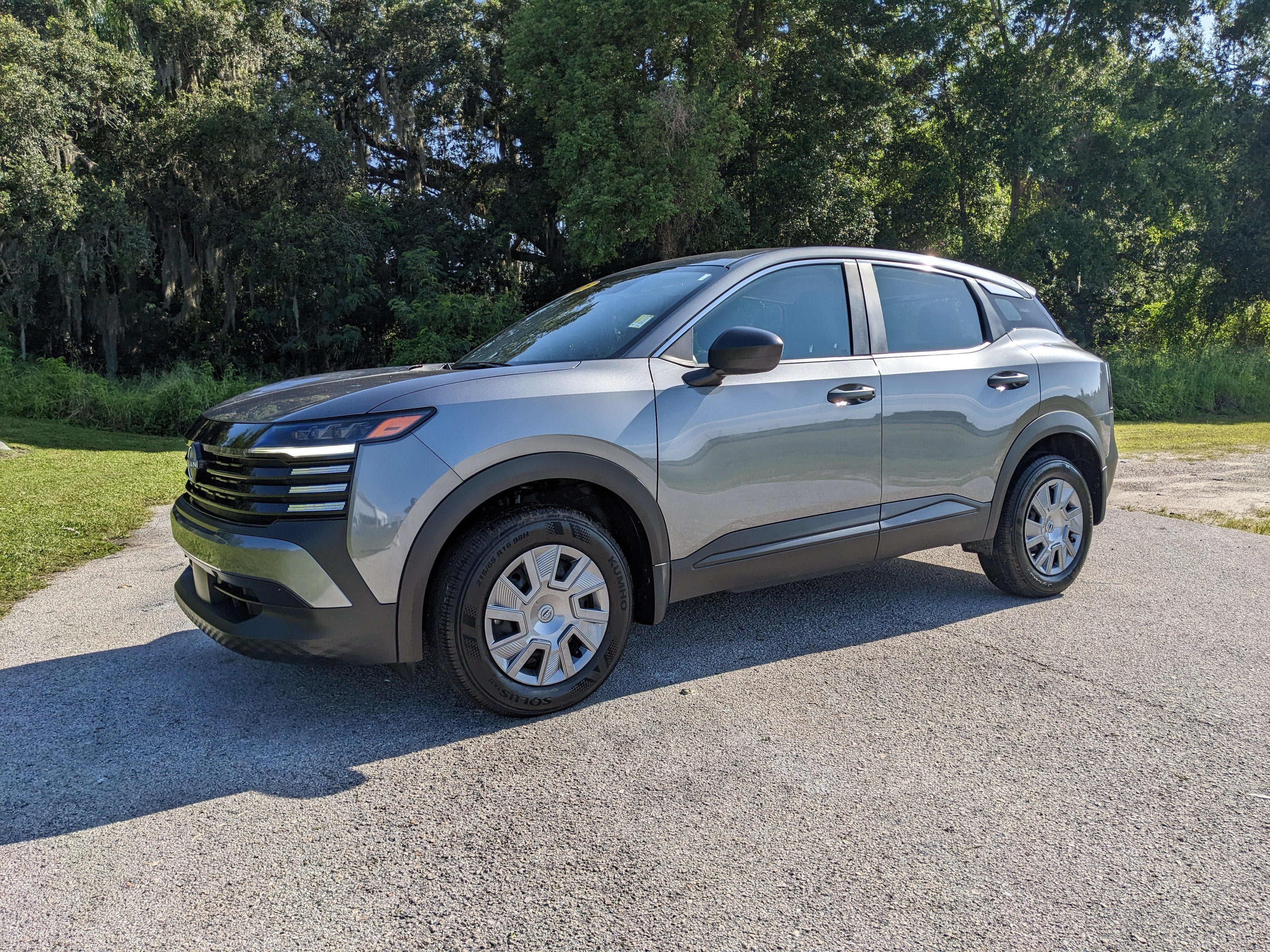 2025 Nissan Kicks S