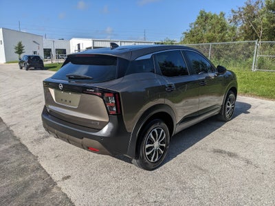 2025 Nissan Kicks S