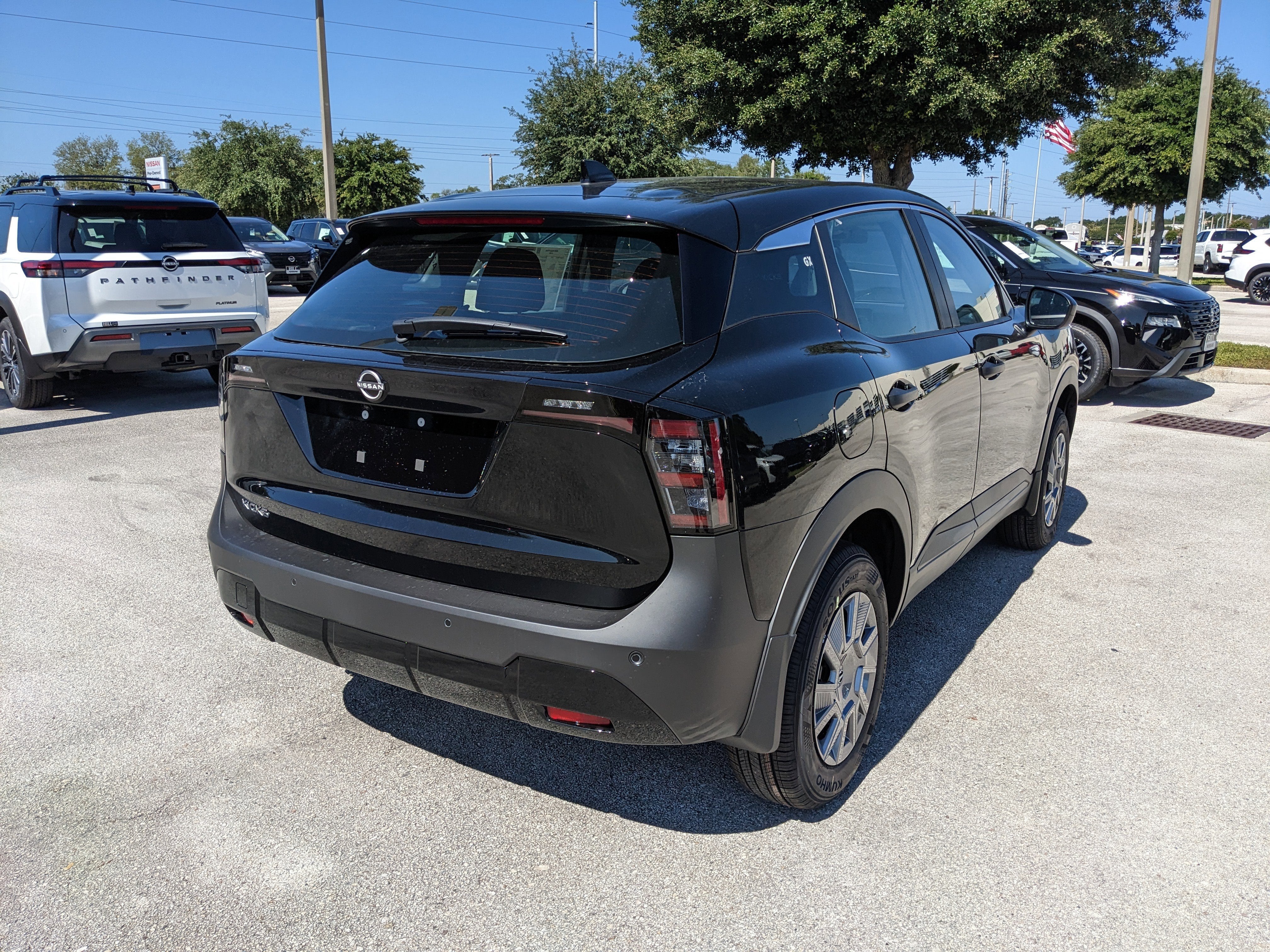 2026 Nissan Kicks S