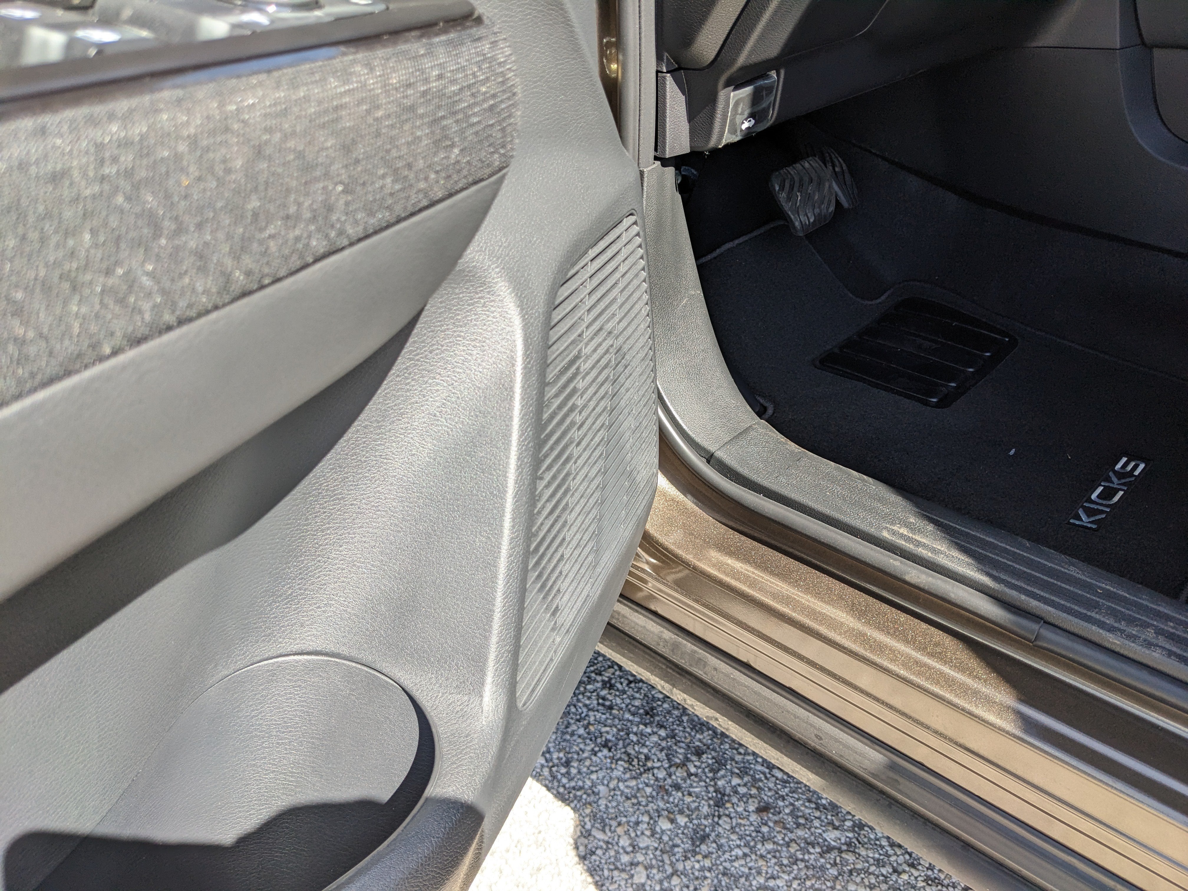 2027 Nissan Kicks S