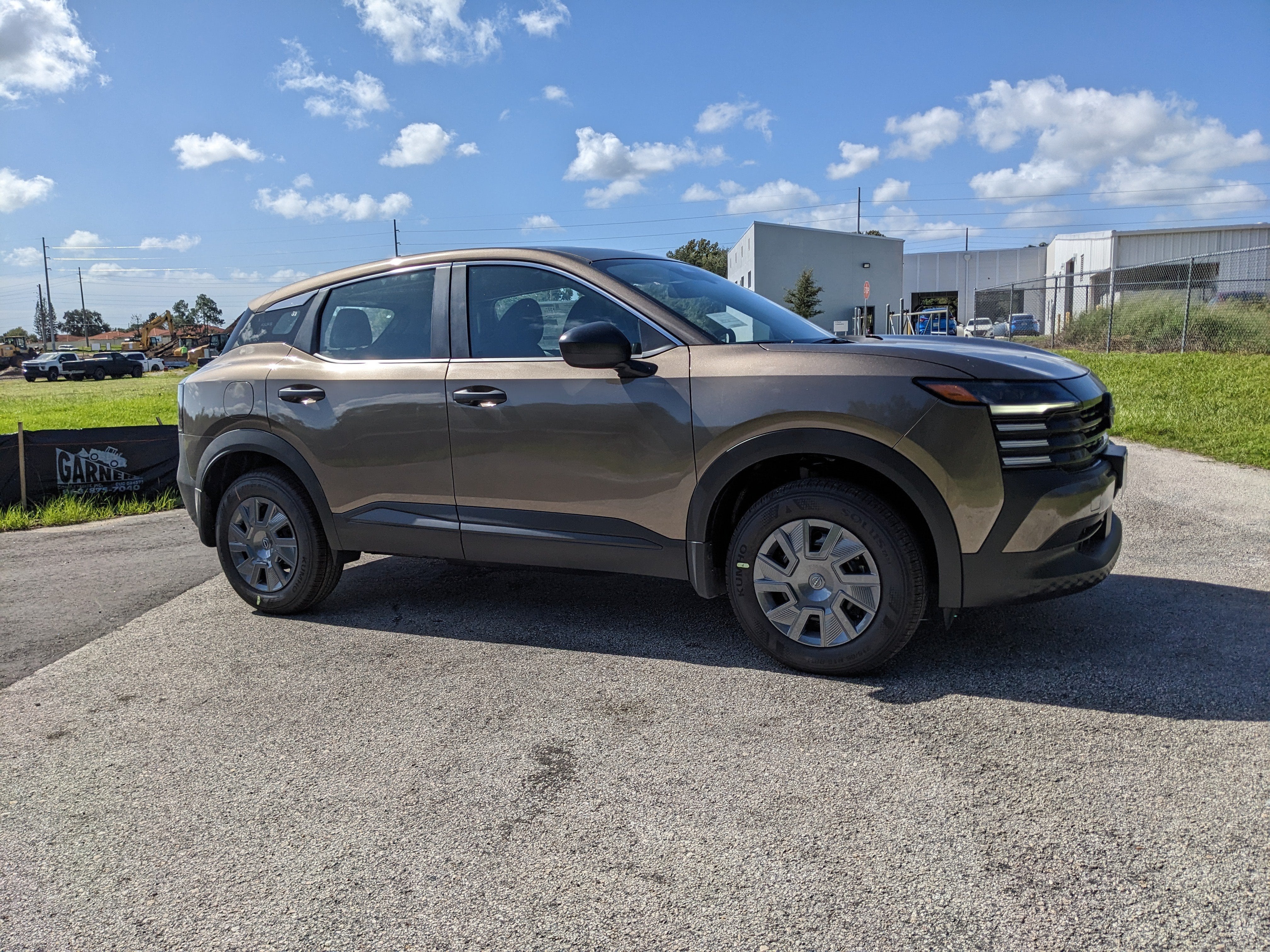 2027 Nissan Kicks S