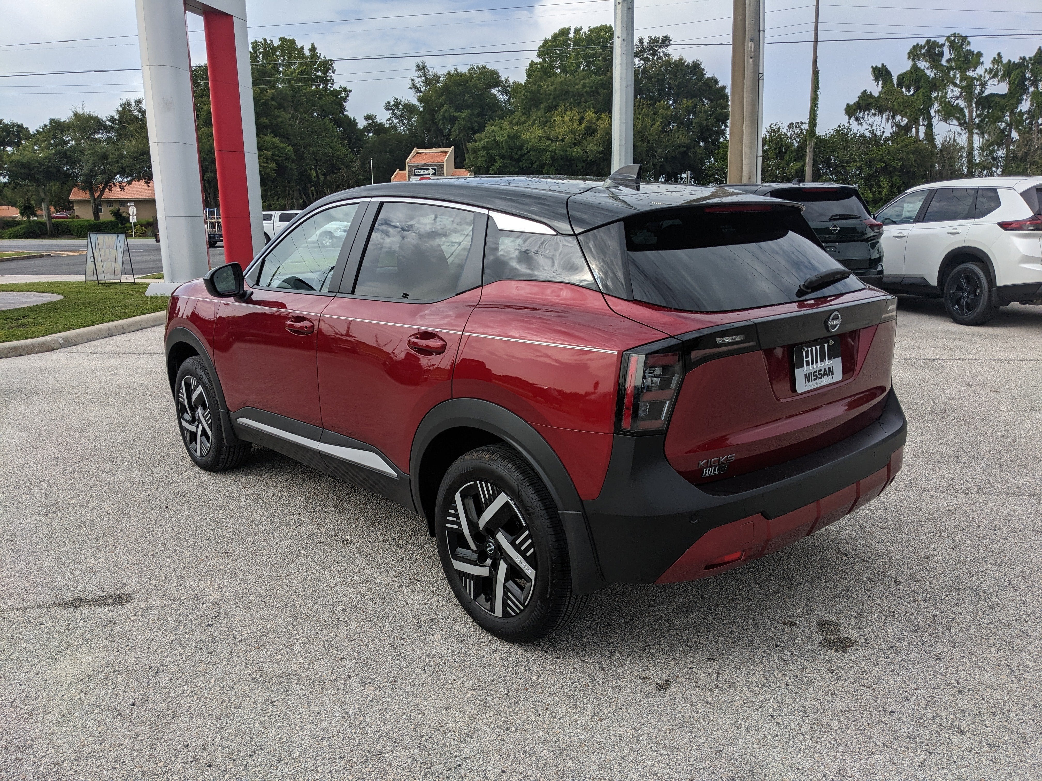 2025 Nissan Kicks SV