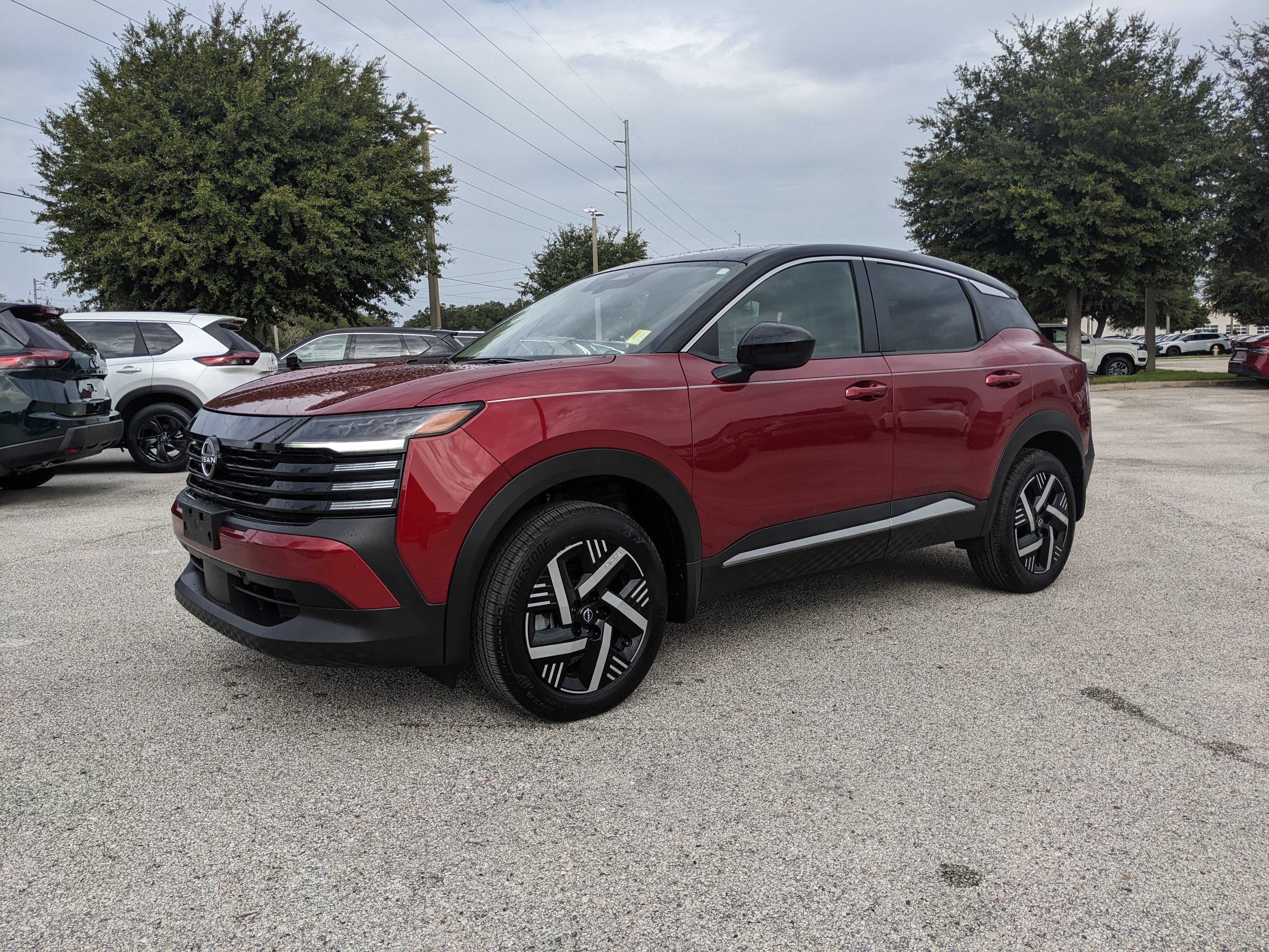 2025 Nissan Kicks SV