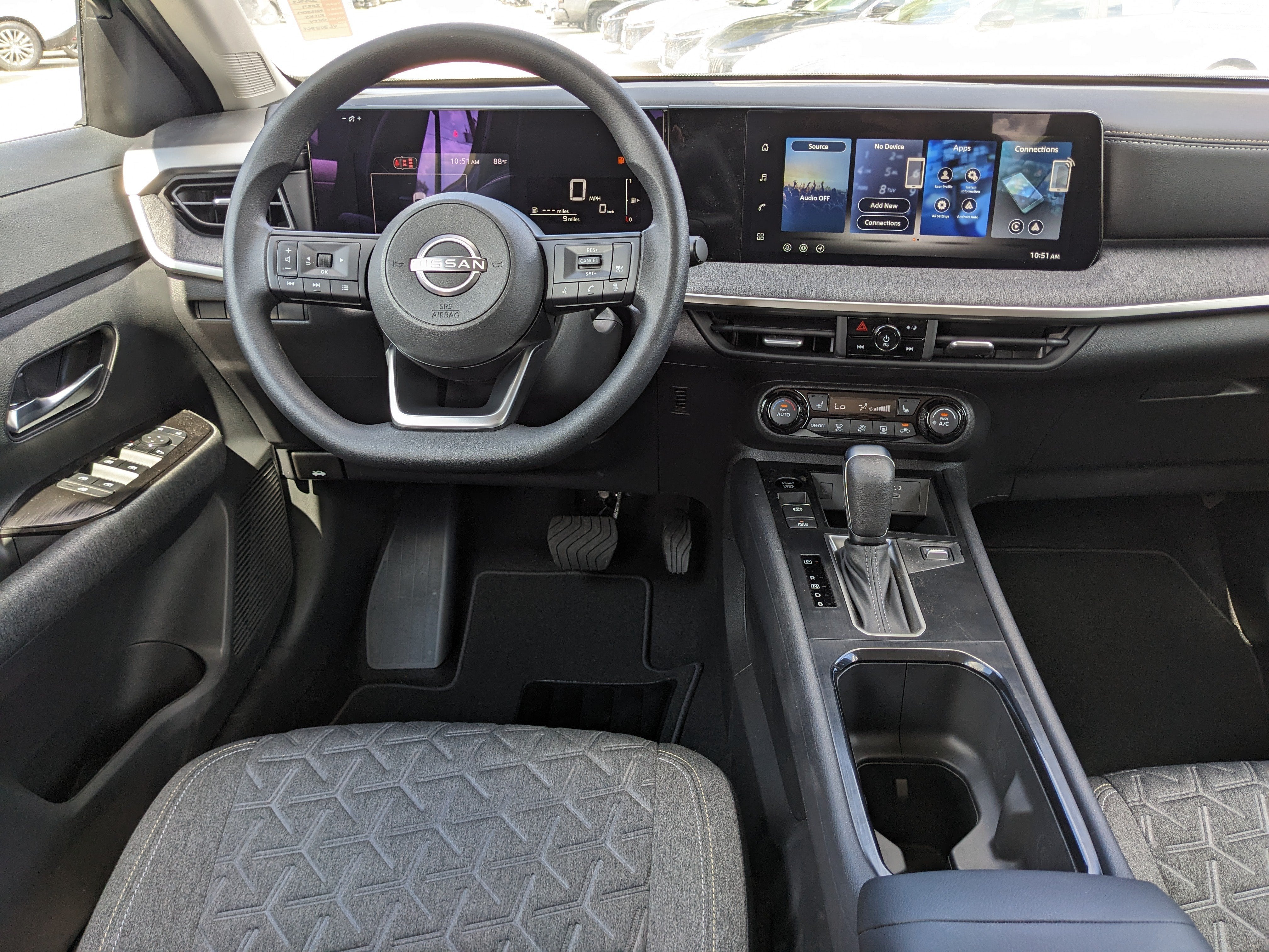 2027 Nissan Kicks SV