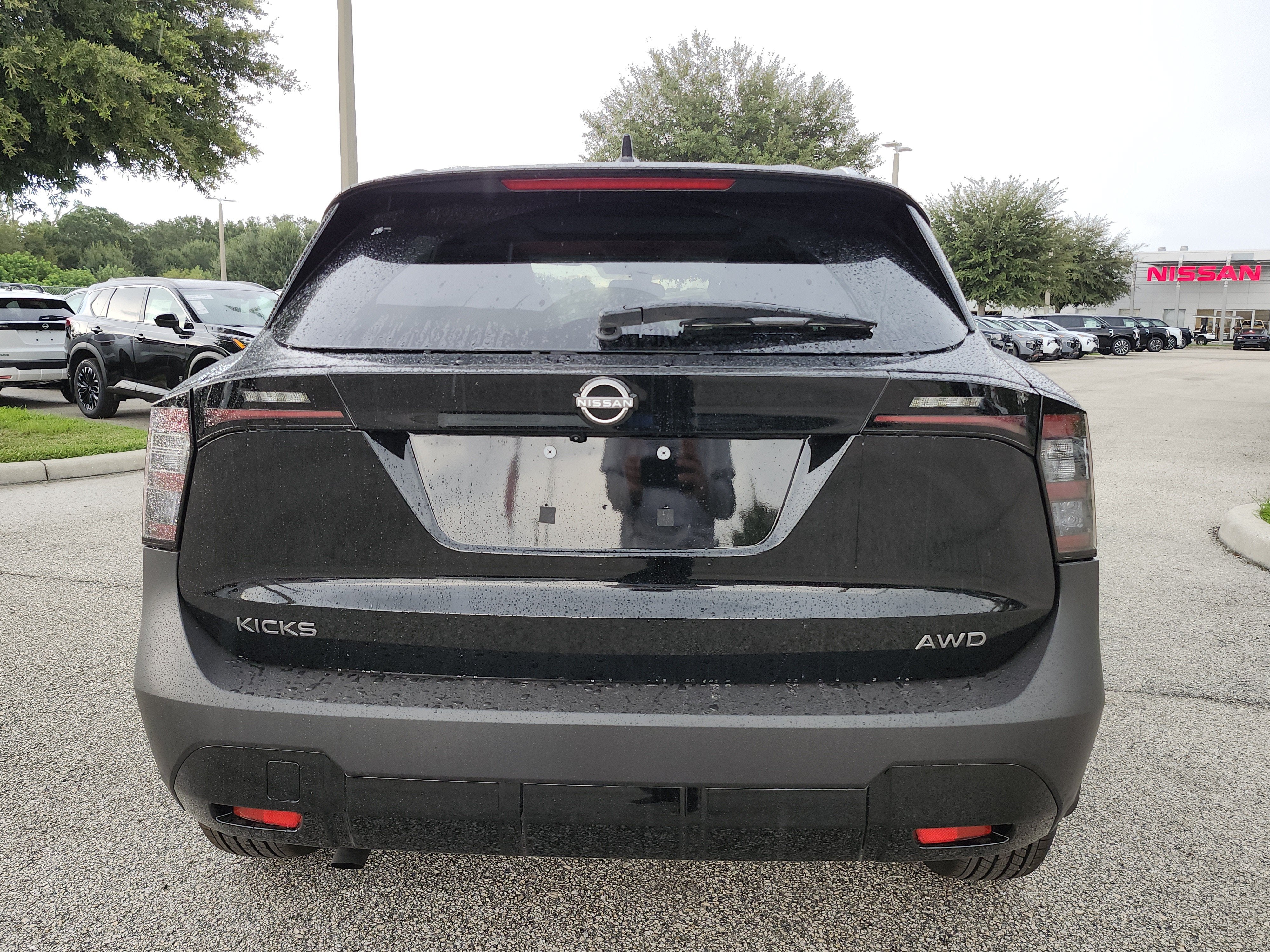 2027 Nissan Kicks SV