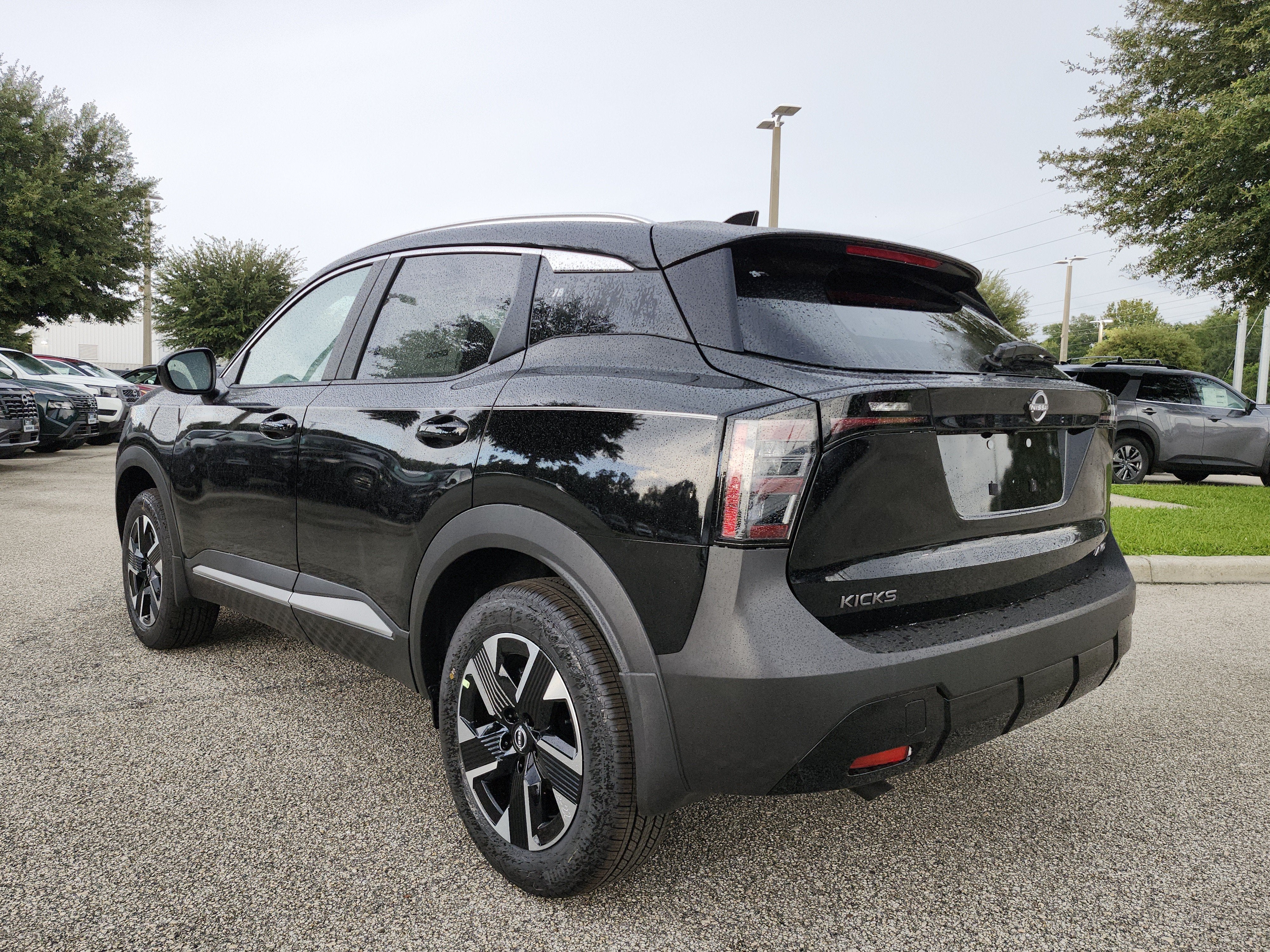 2027 Nissan Kicks SV