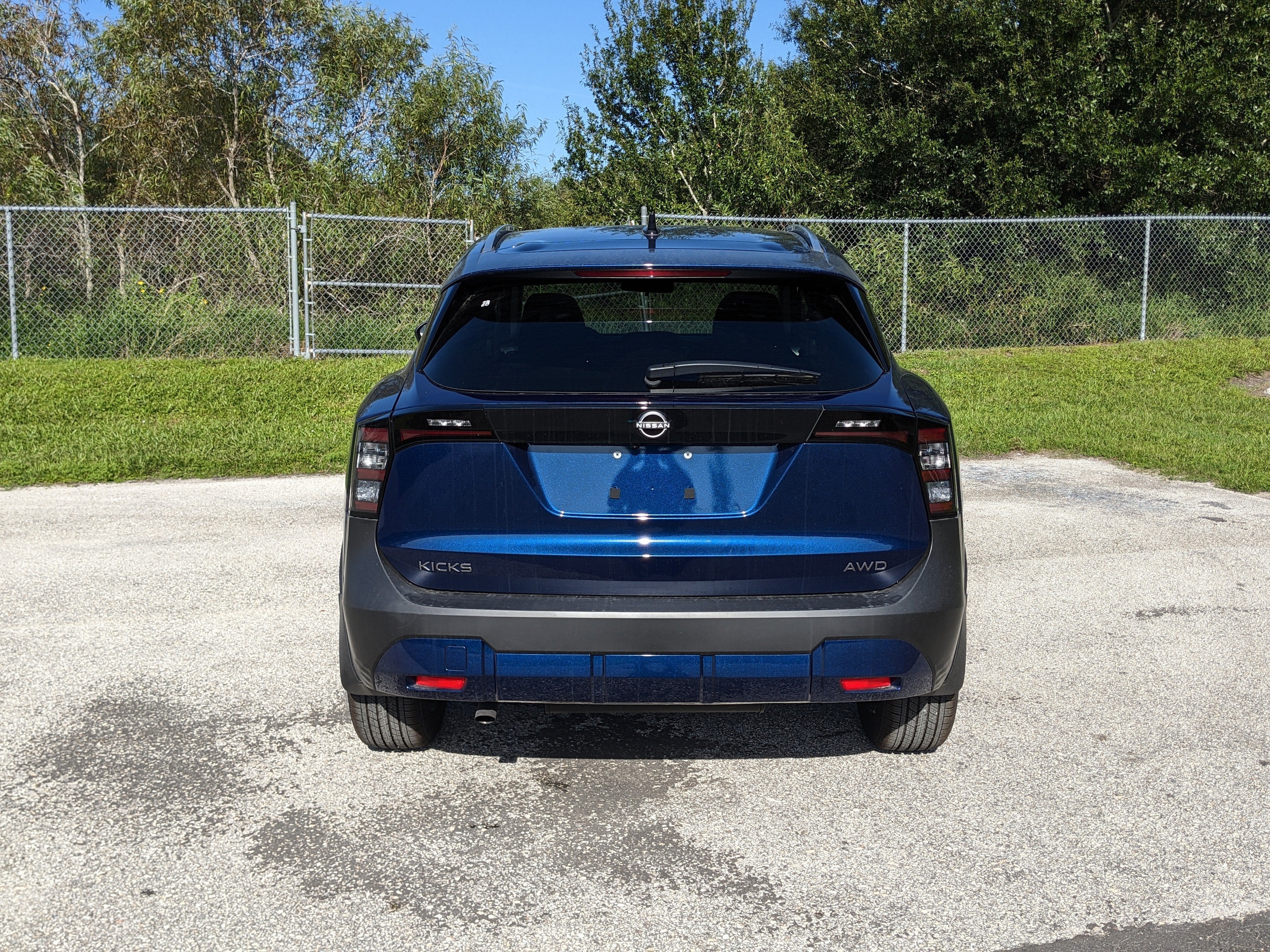 2027 Nissan Kicks SV