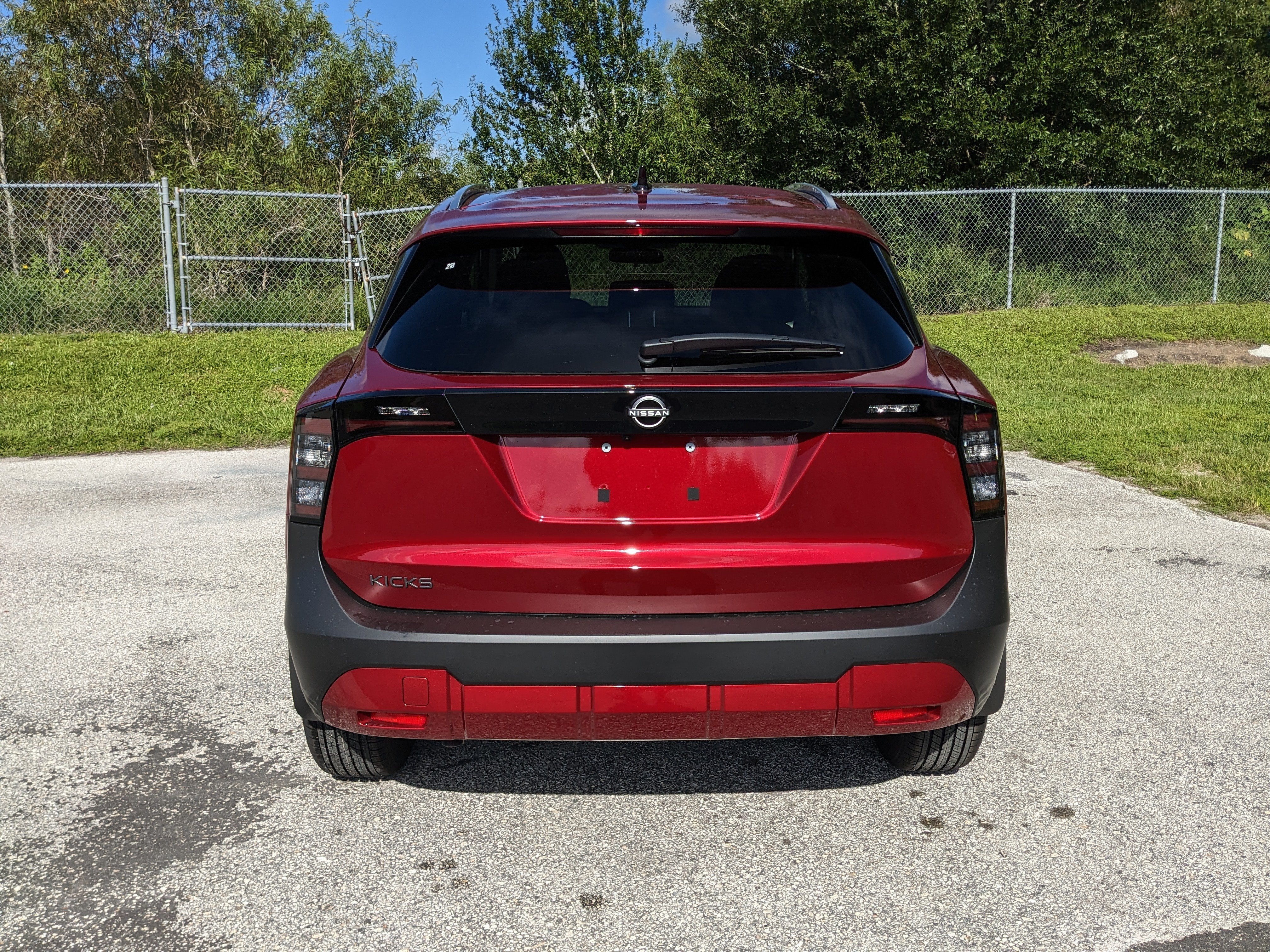 2027 Nissan Kicks SV