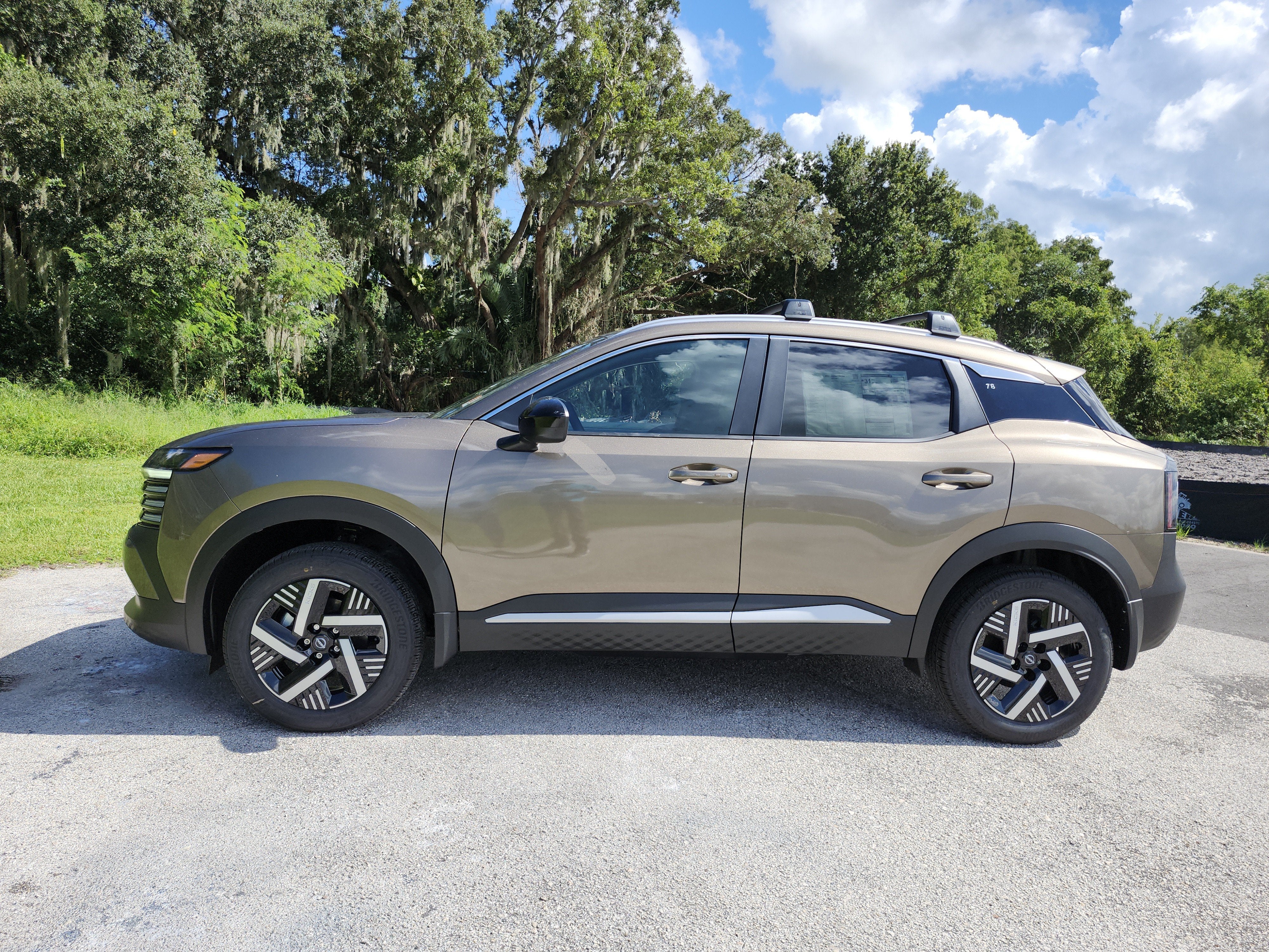 2027 Nissan Kicks SV