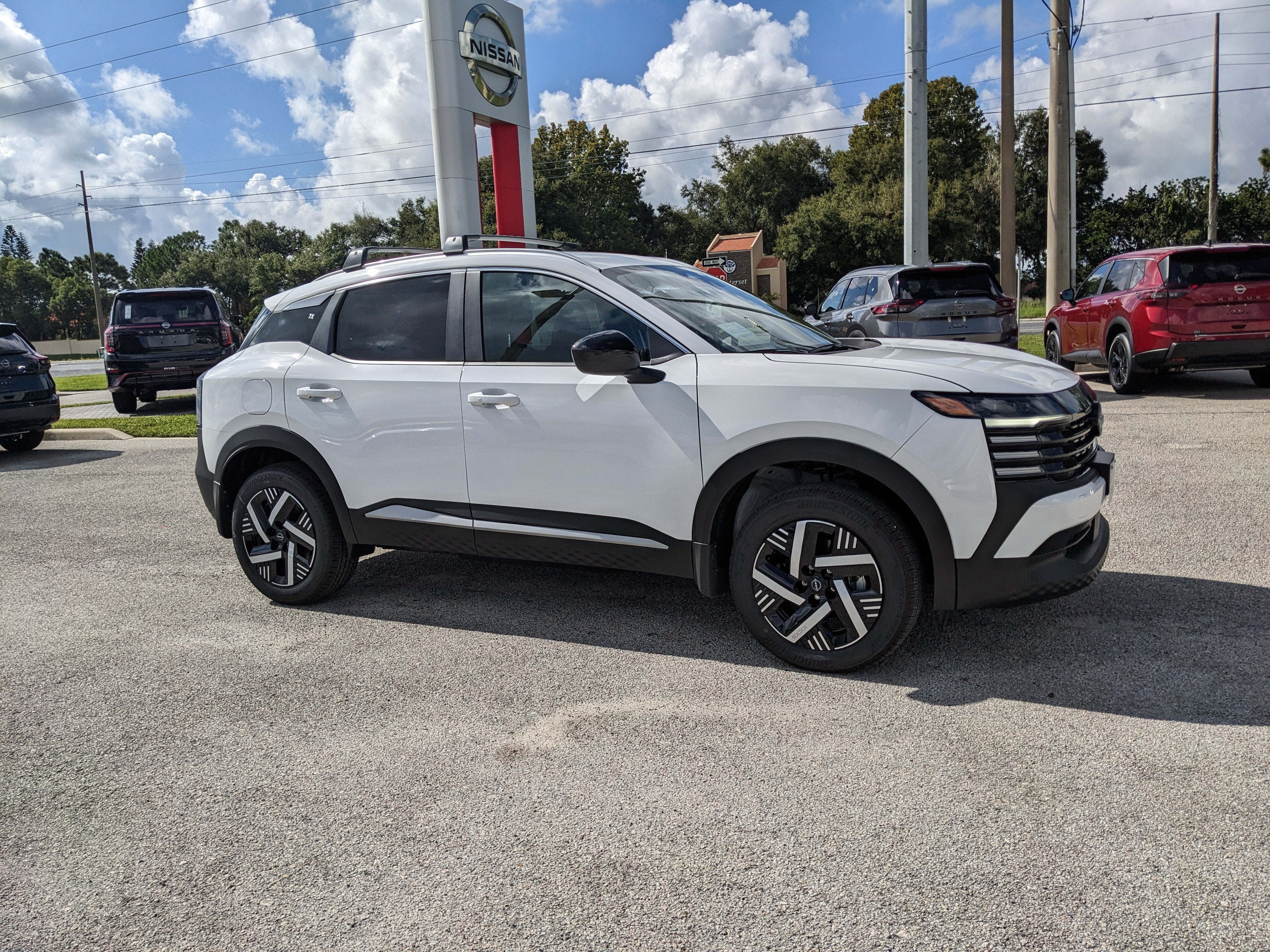 2027 Nissan Kicks SV