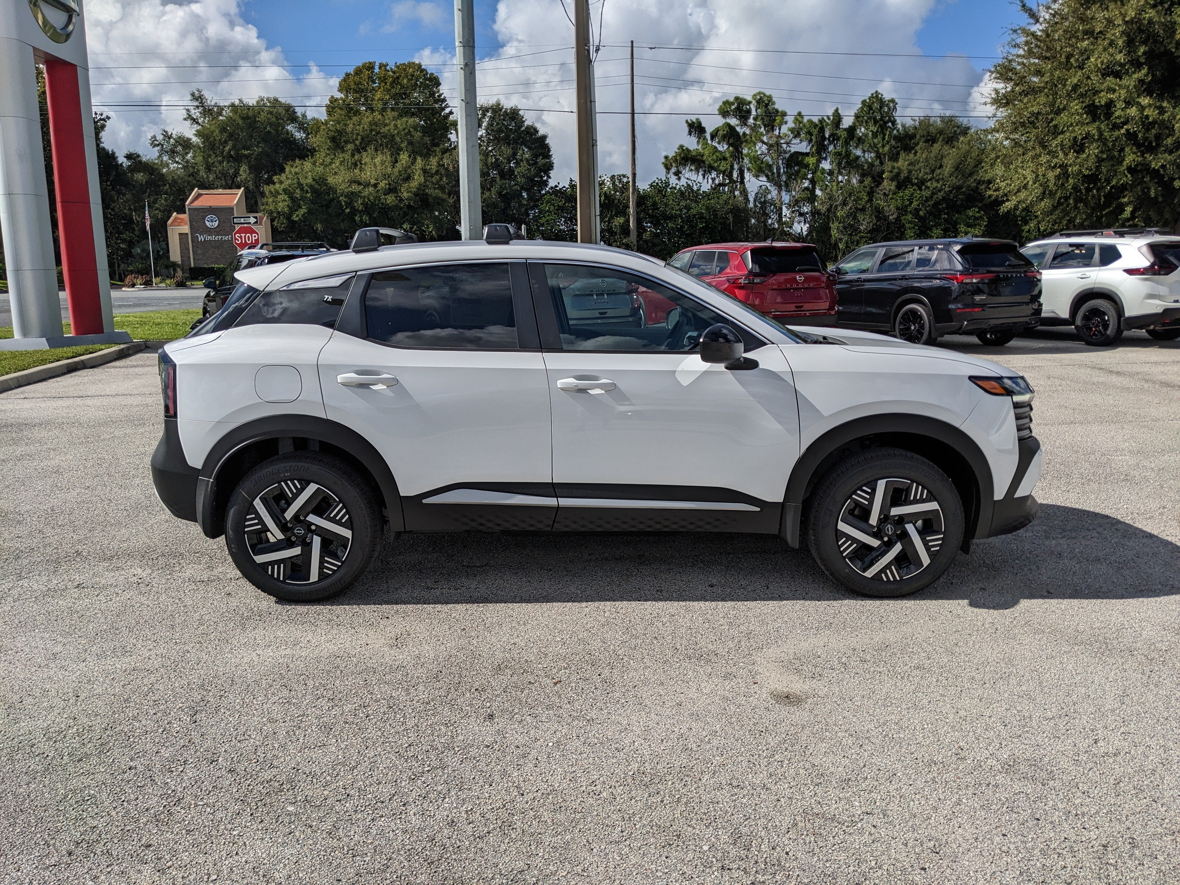 2027 Nissan Kicks SV