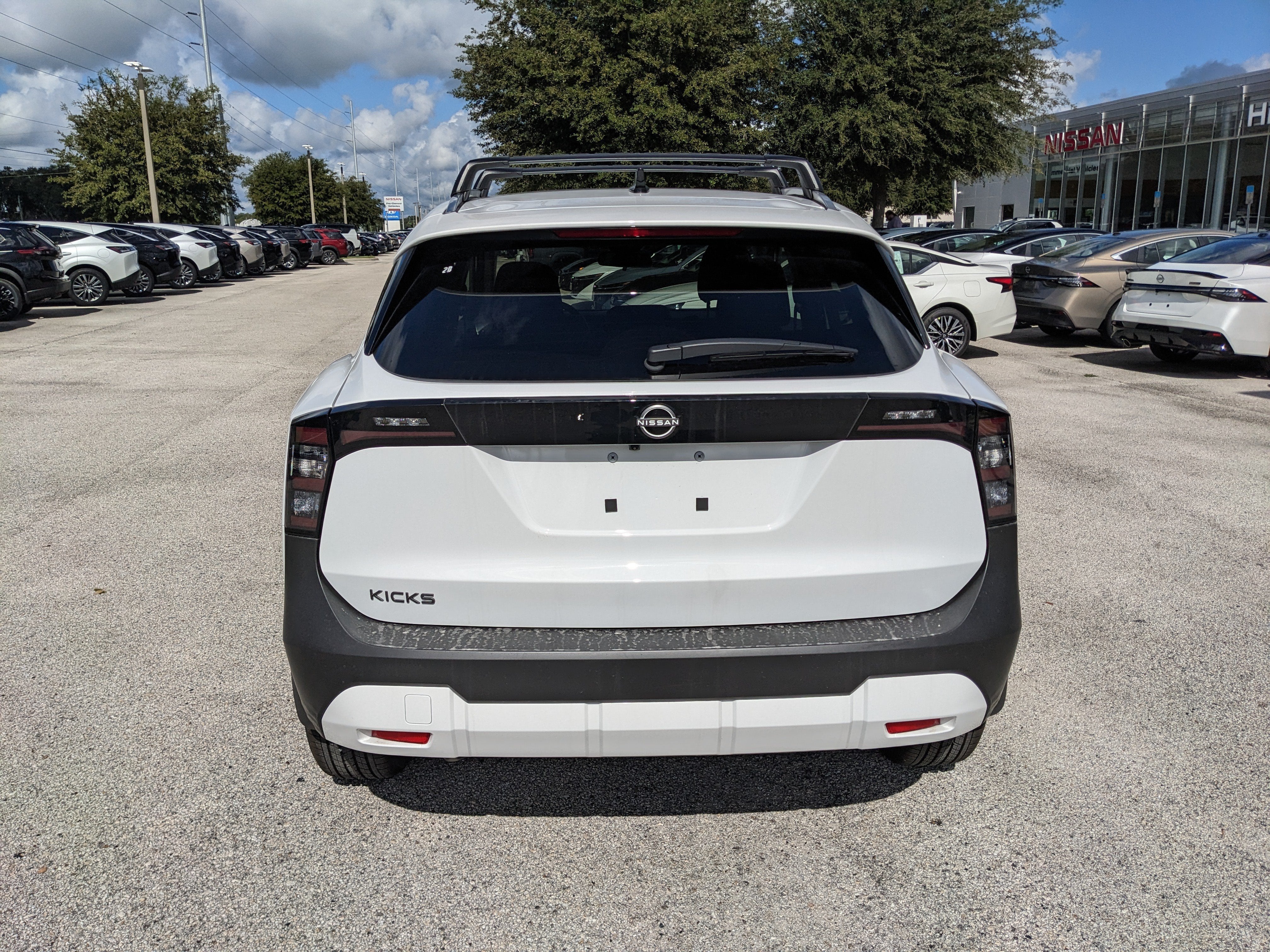 2027 Nissan Kicks SV