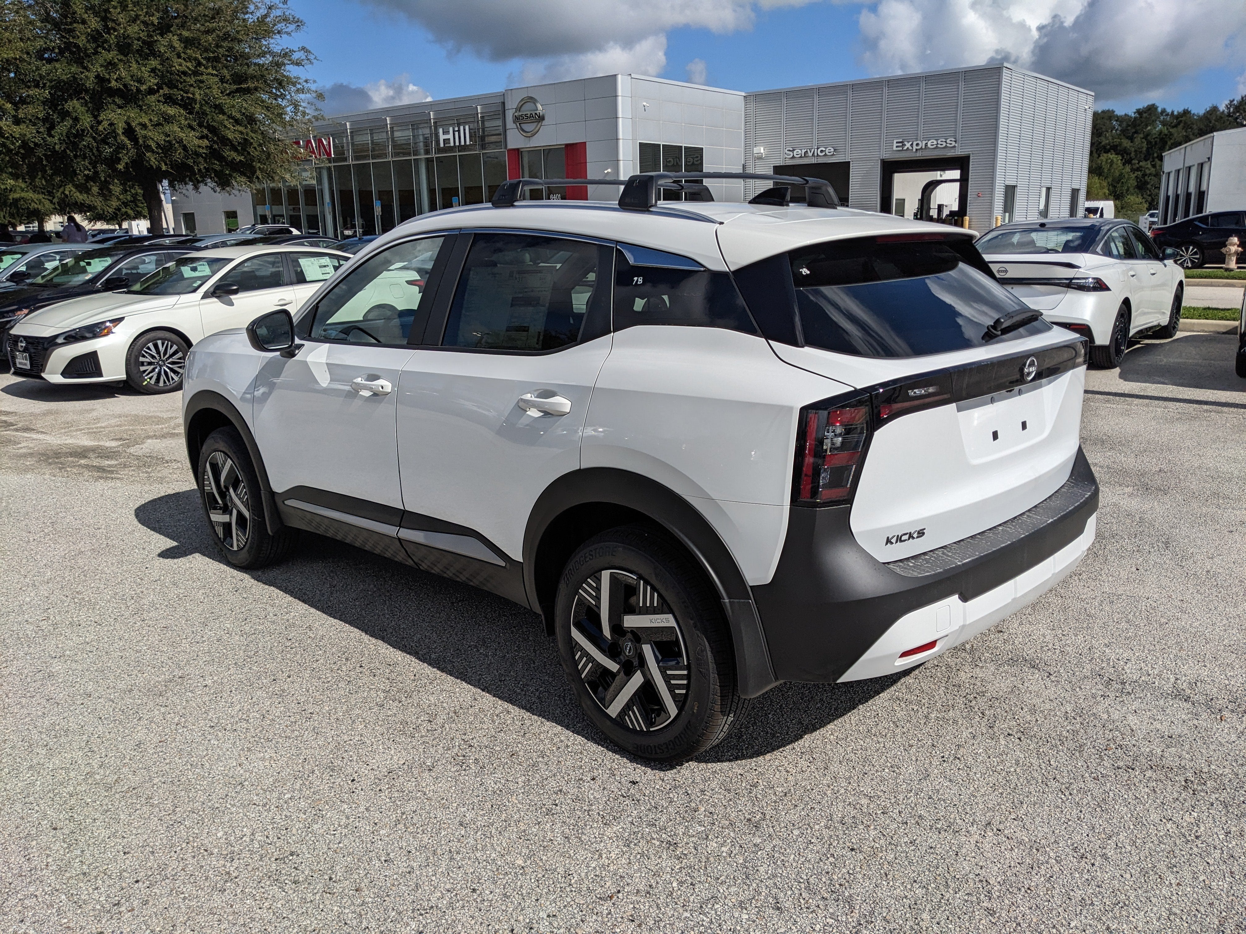 2027 Nissan Kicks SV