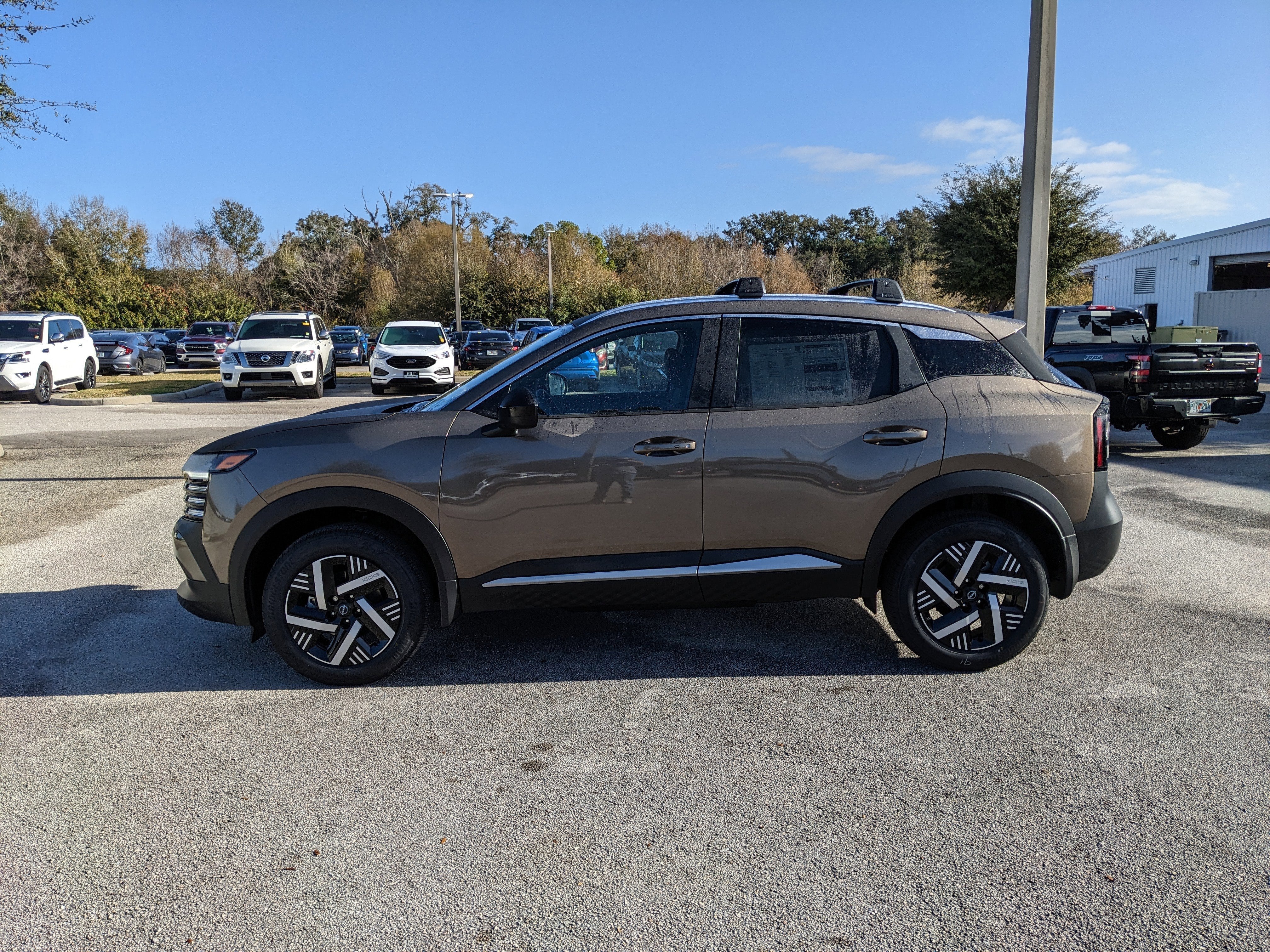 2026 Nissan Kicks SV