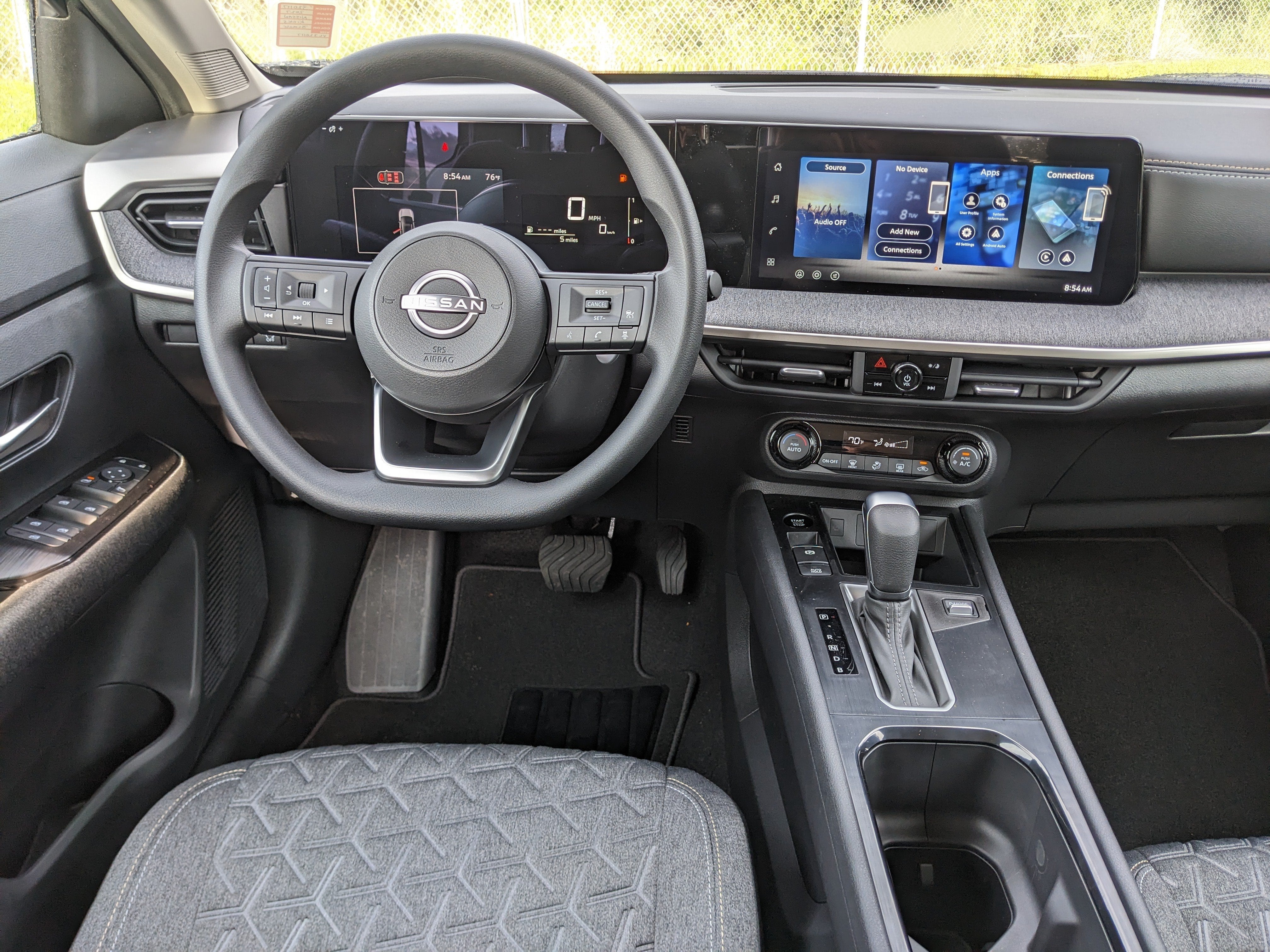 2027 Nissan Kicks SV