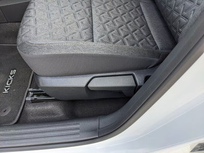 2027 Nissan Kicks SV