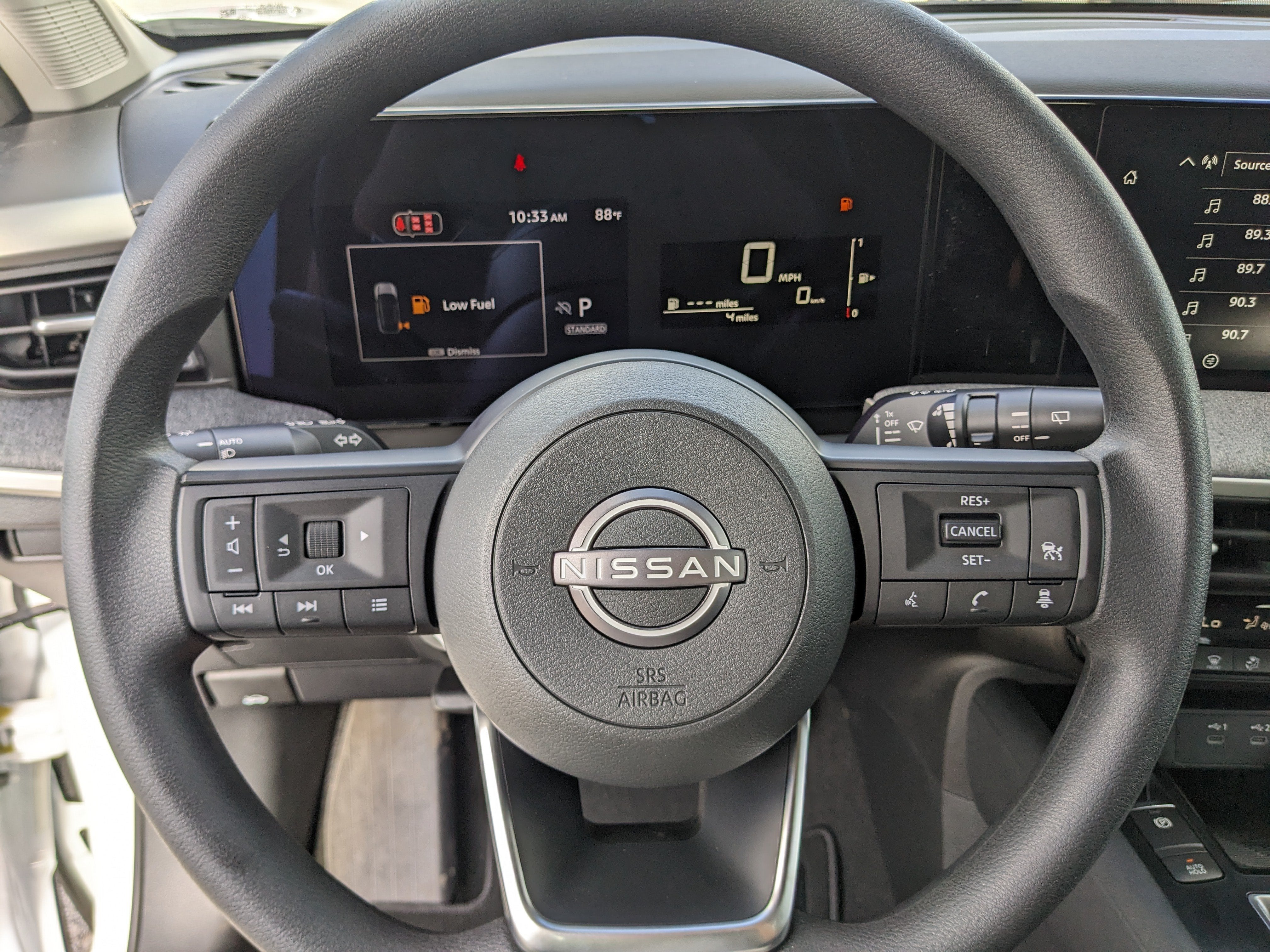 2027 Nissan Kicks SV