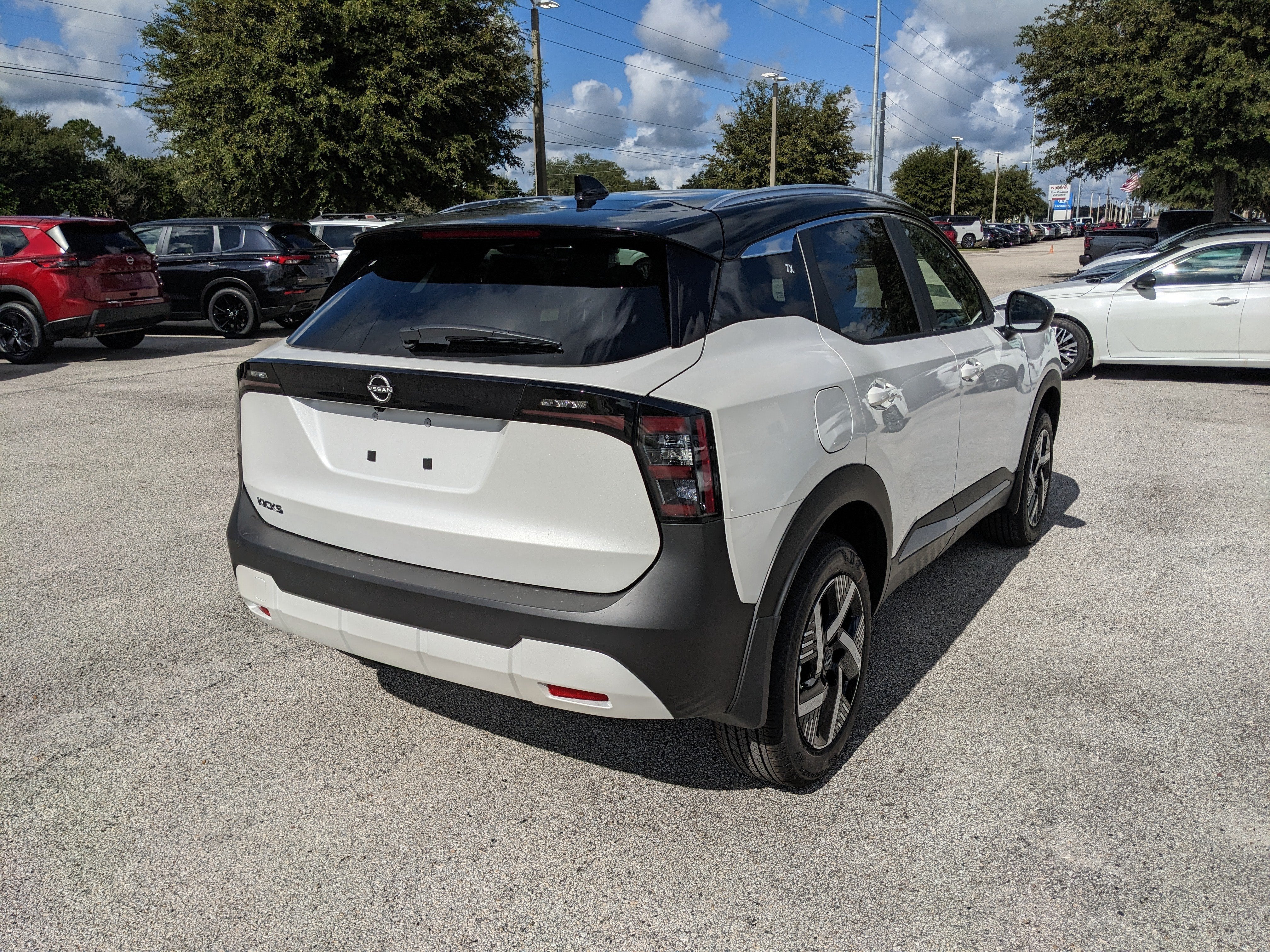 2027 Nissan Kicks SV