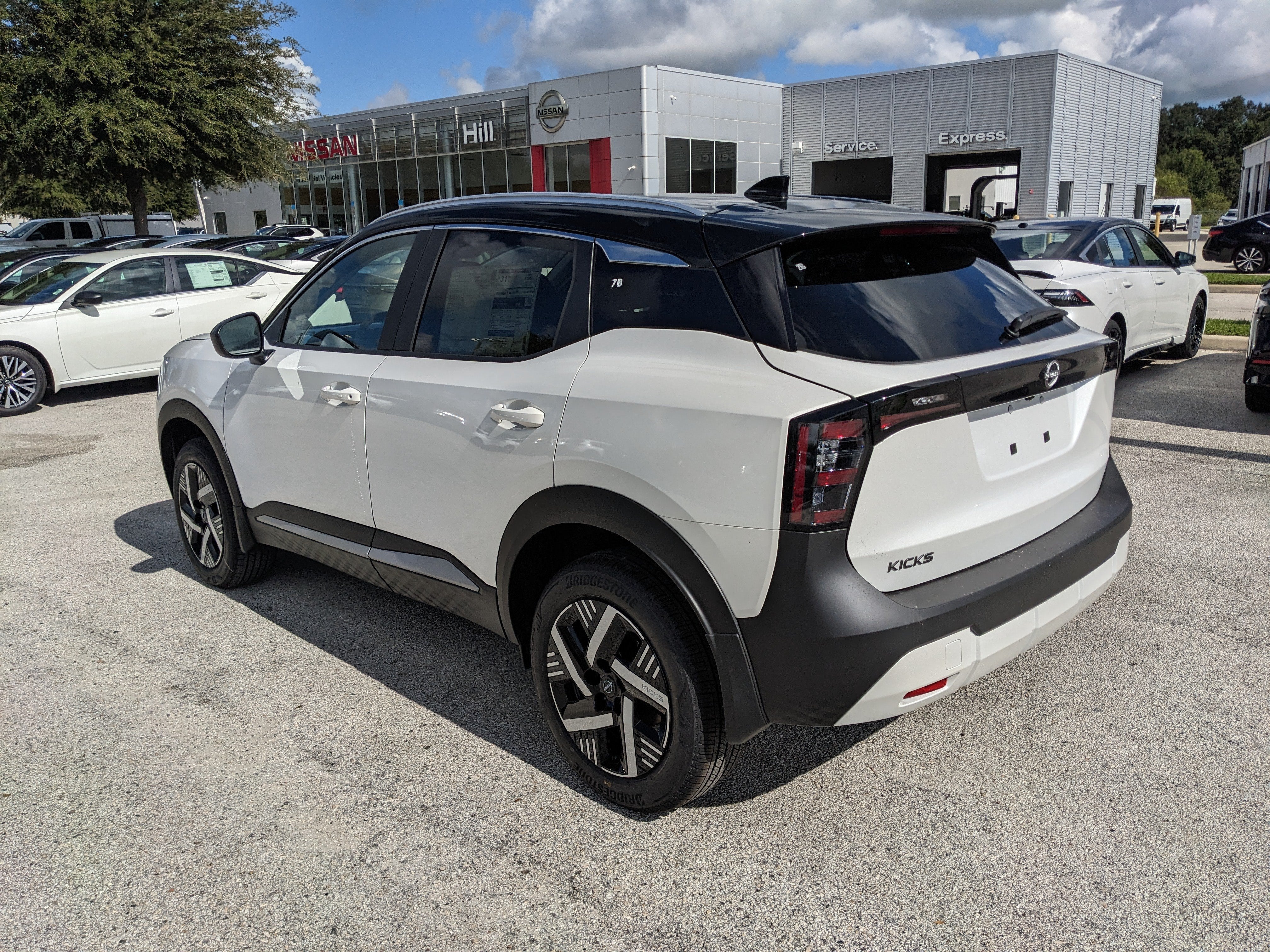 2027 Nissan Kicks SV