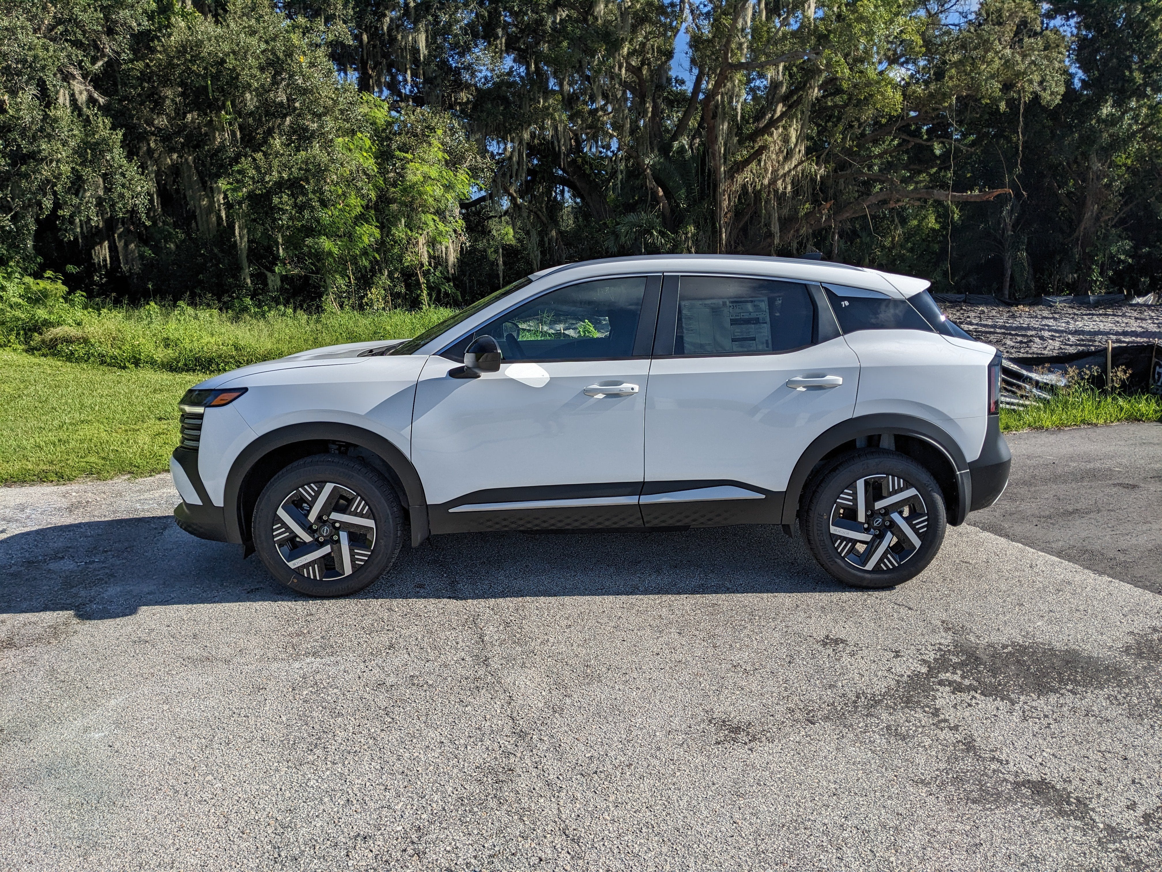 2027 Nissan Kicks SV