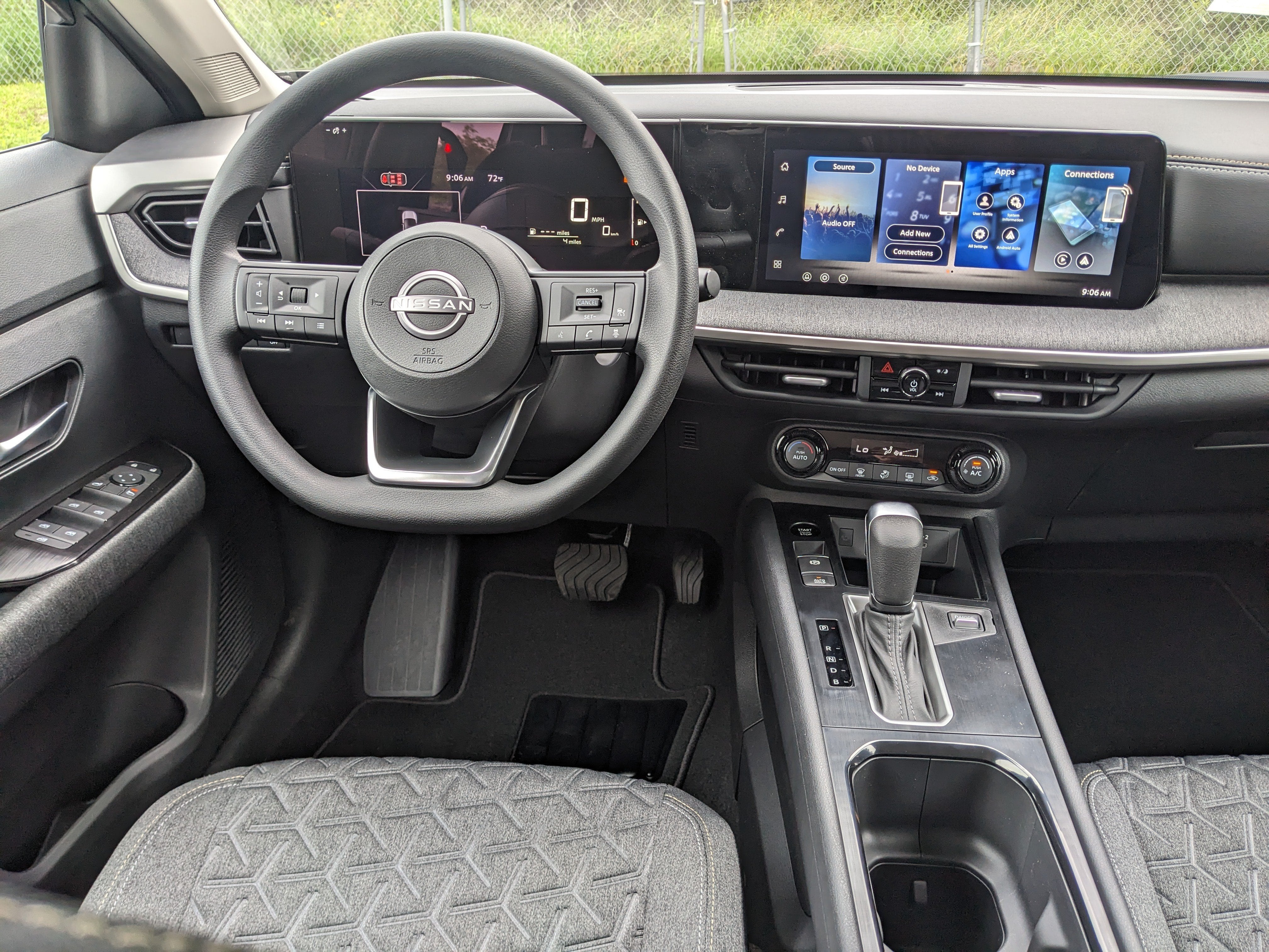 2027 Nissan Kicks SV