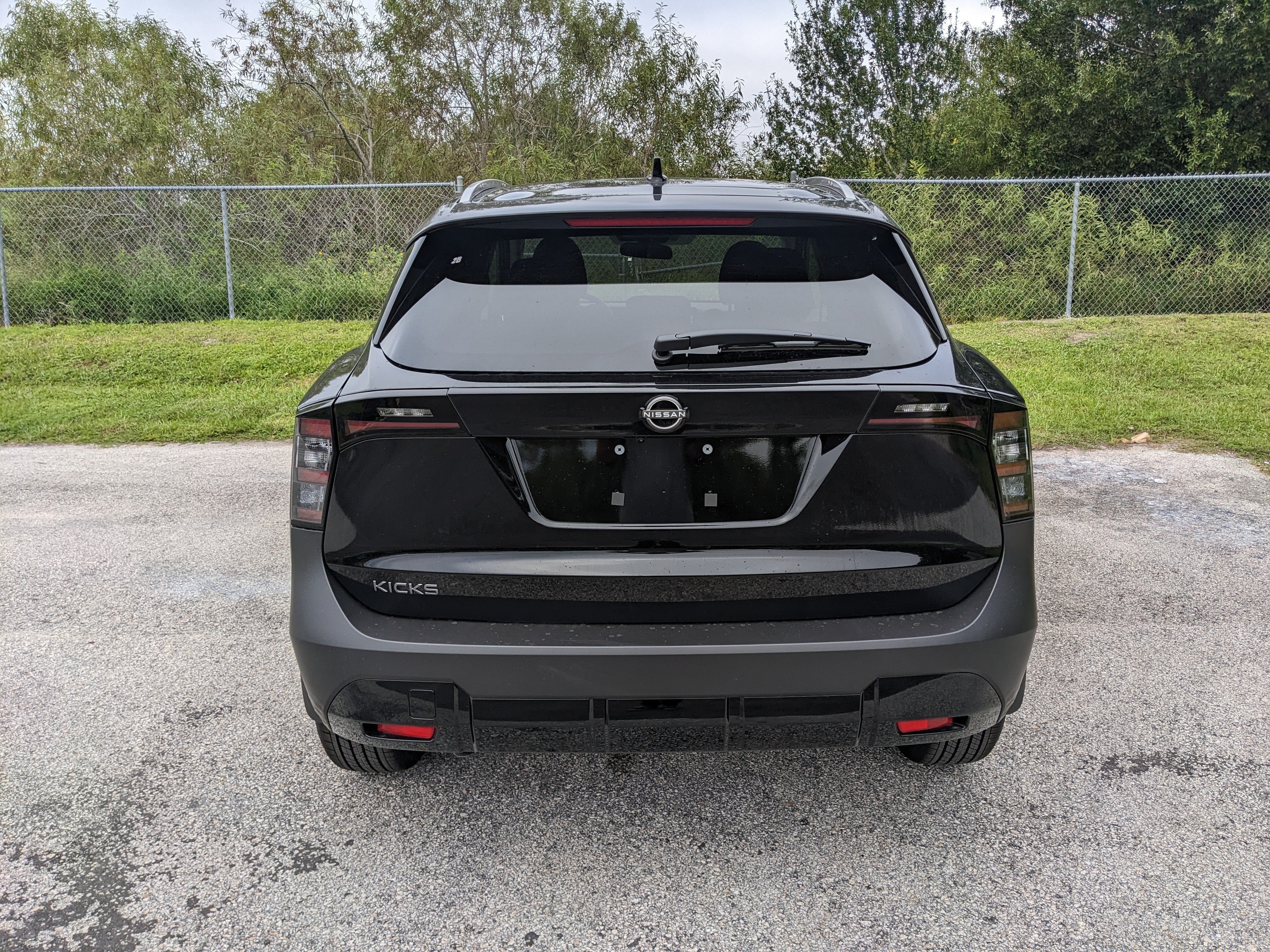 2027 Nissan Kicks SV
