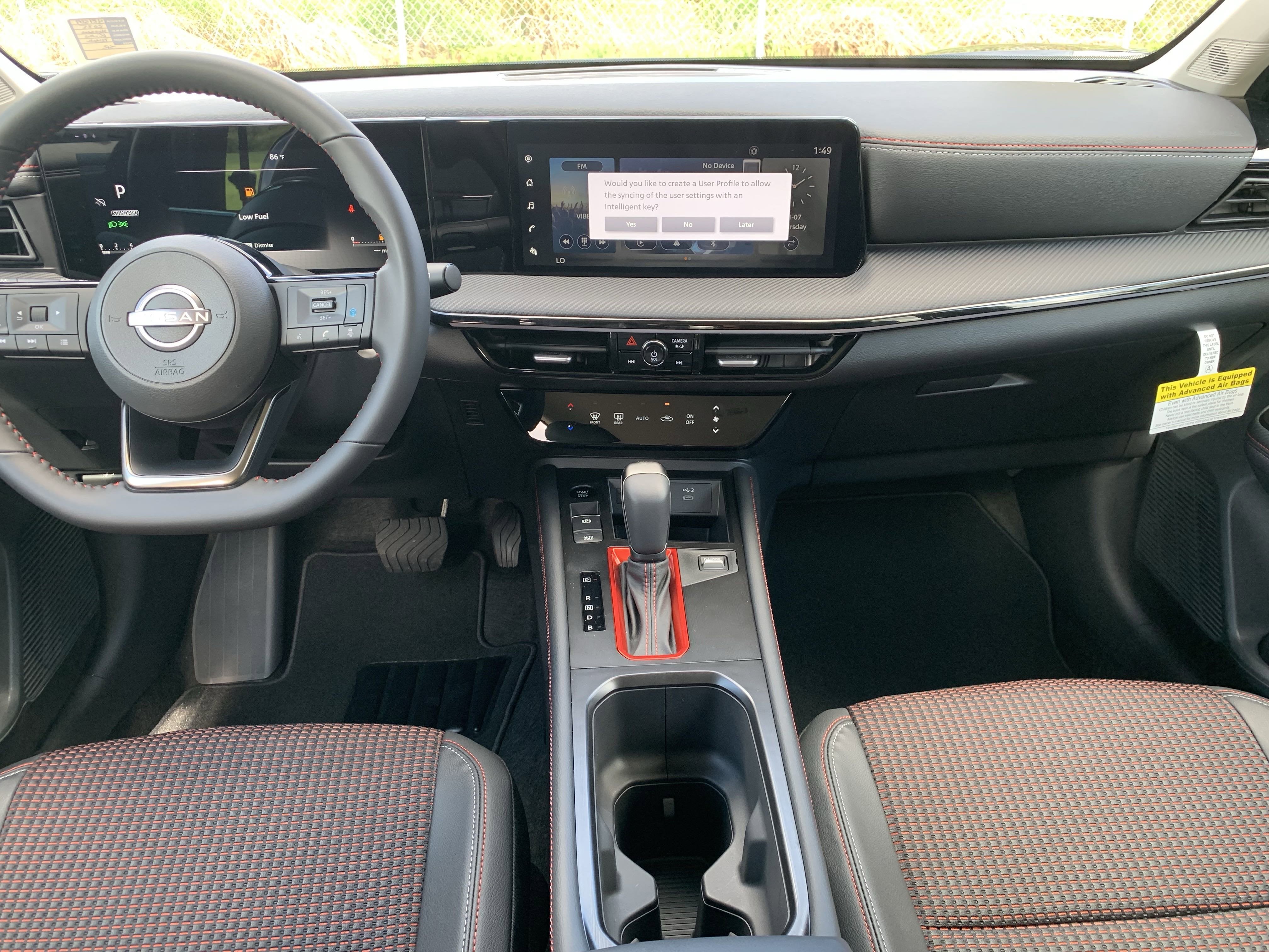 2025 Nissan Kicks SR