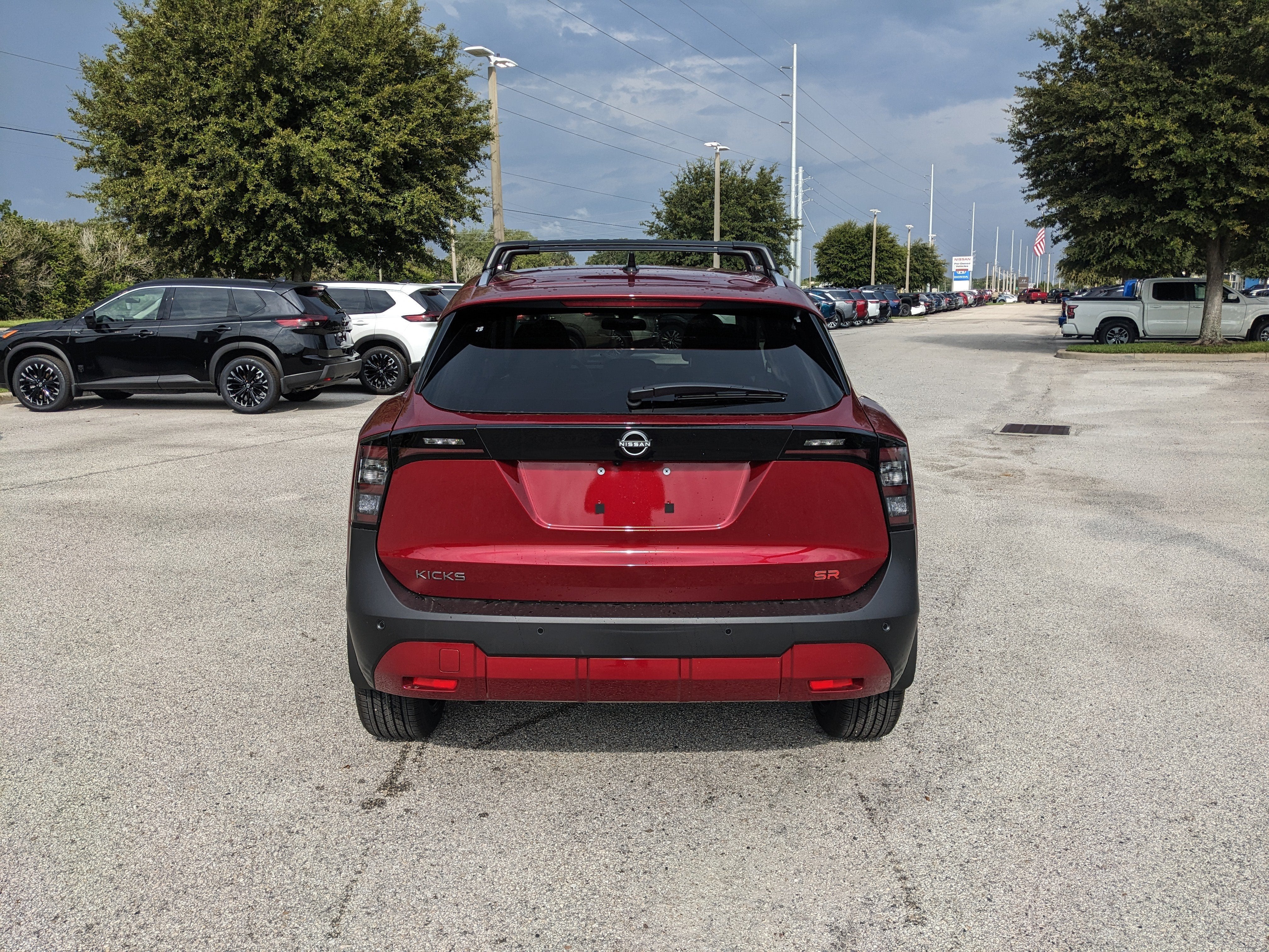2026 Nissan Kicks SR