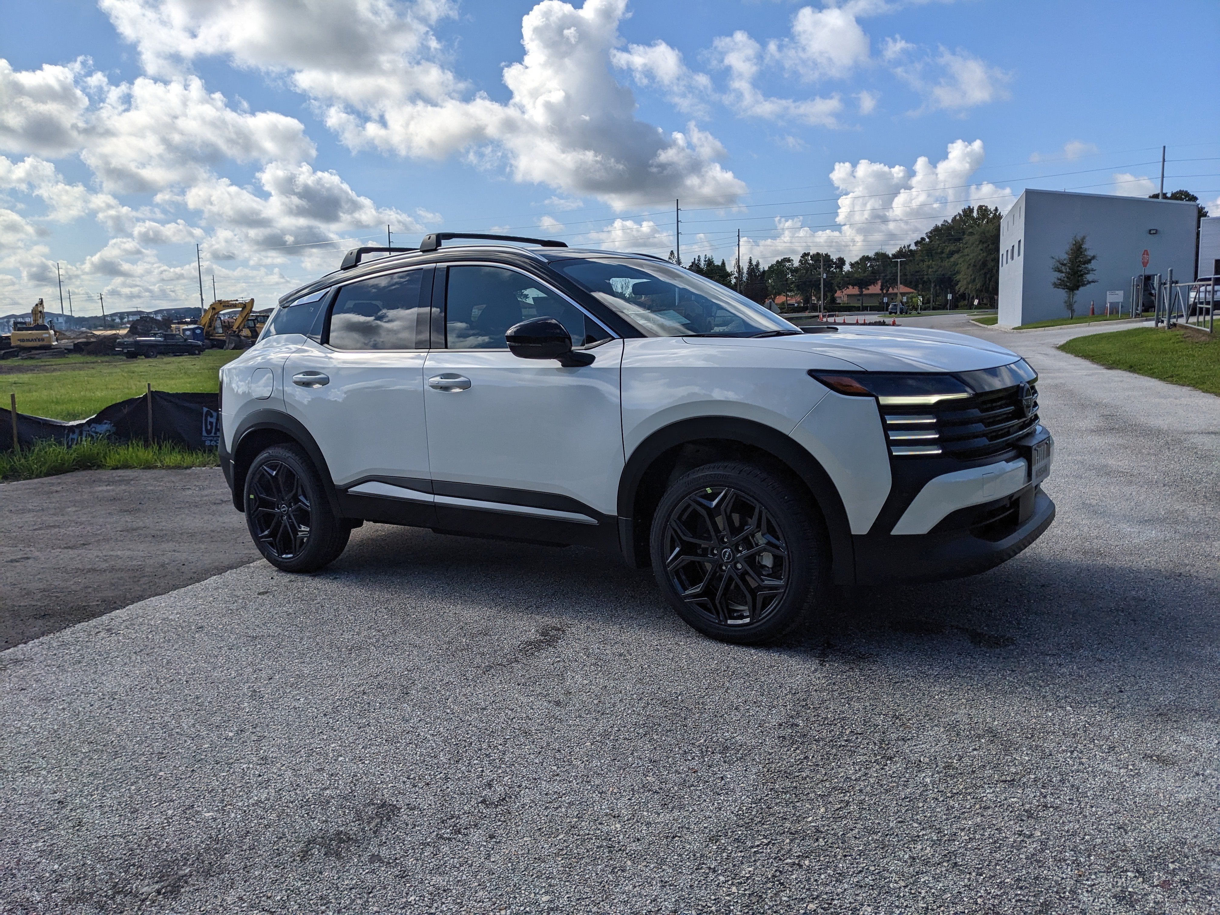 2027 Nissan Kicks SR