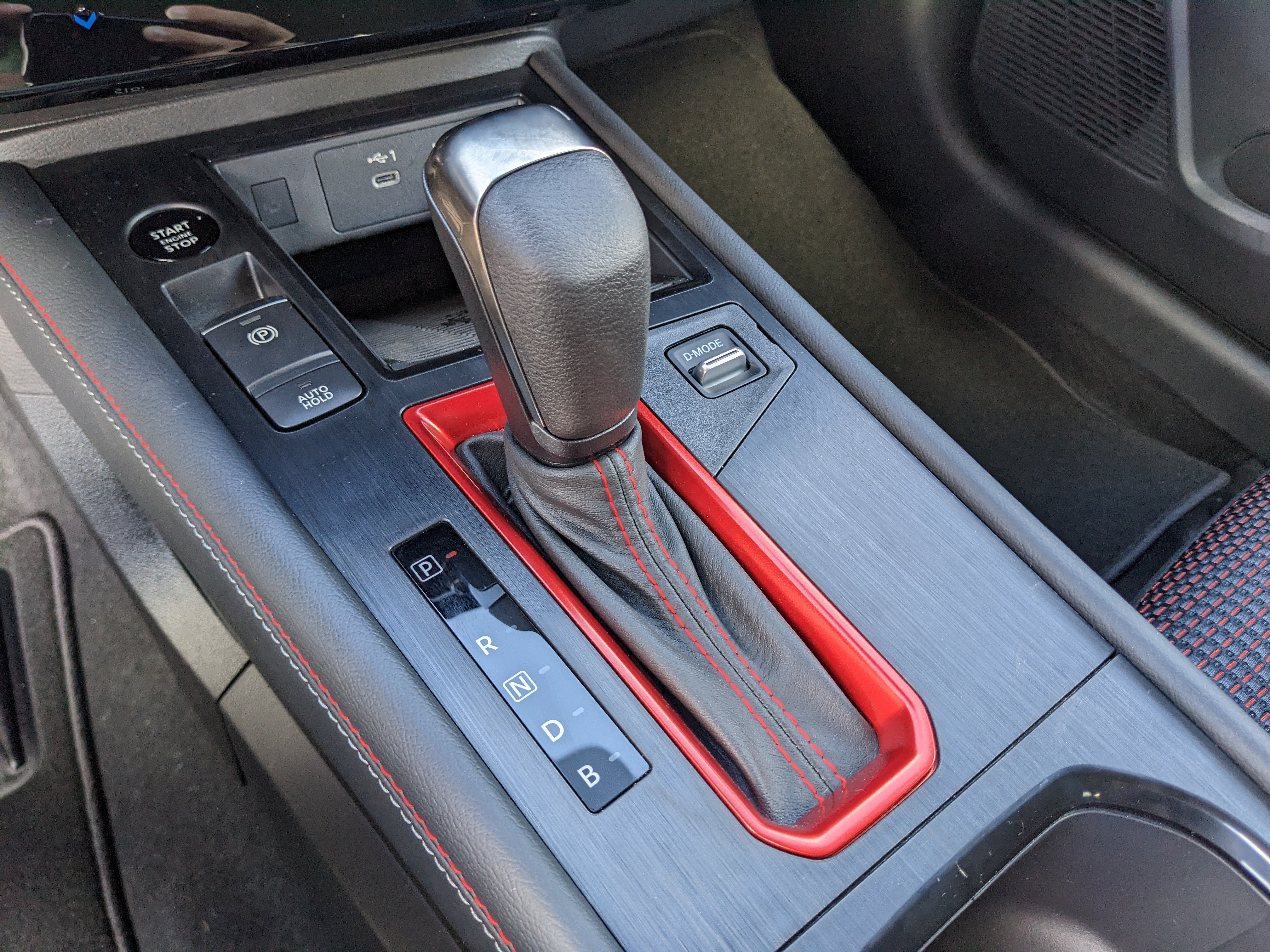 2027 Nissan Kicks SR