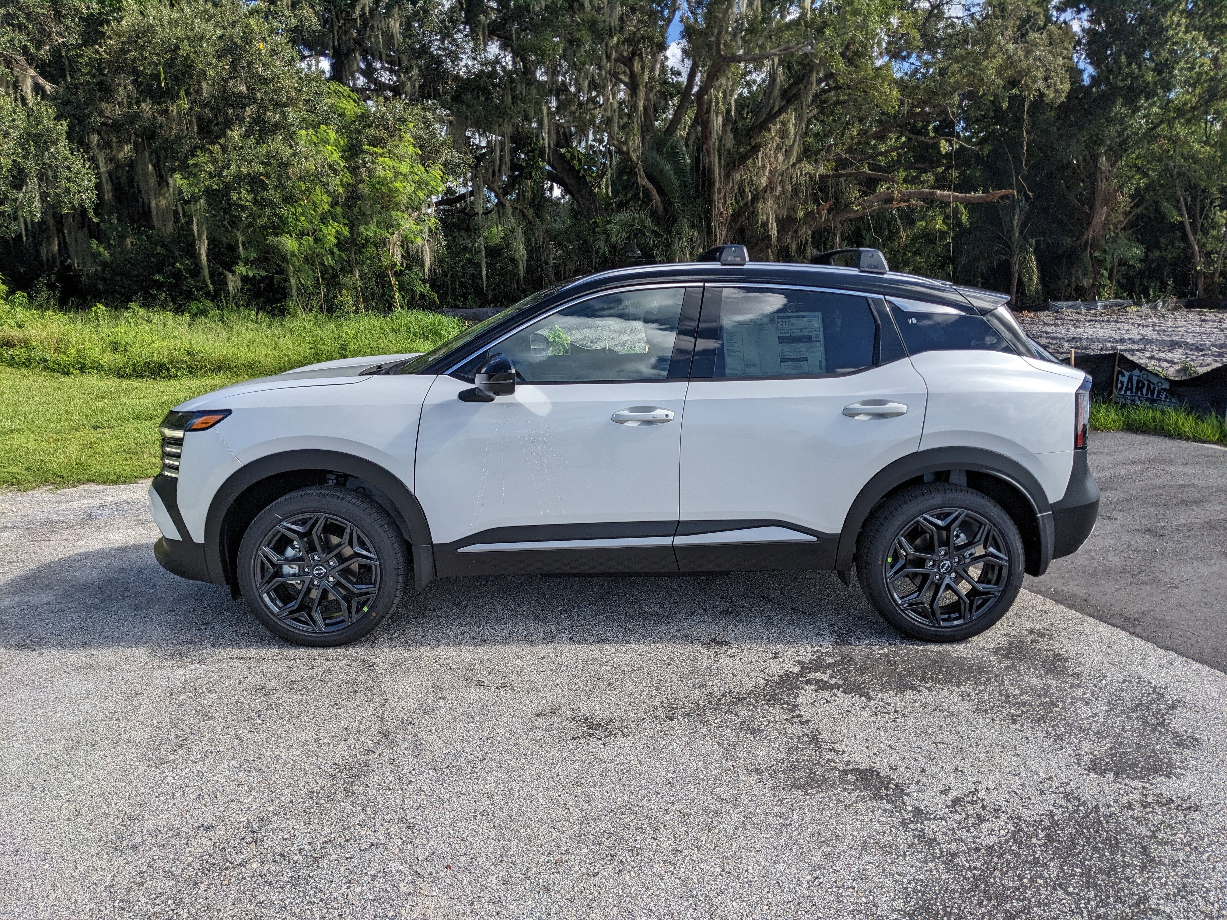 2027 Nissan Kicks SR