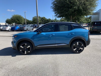 2025 Nissan Kicks SR