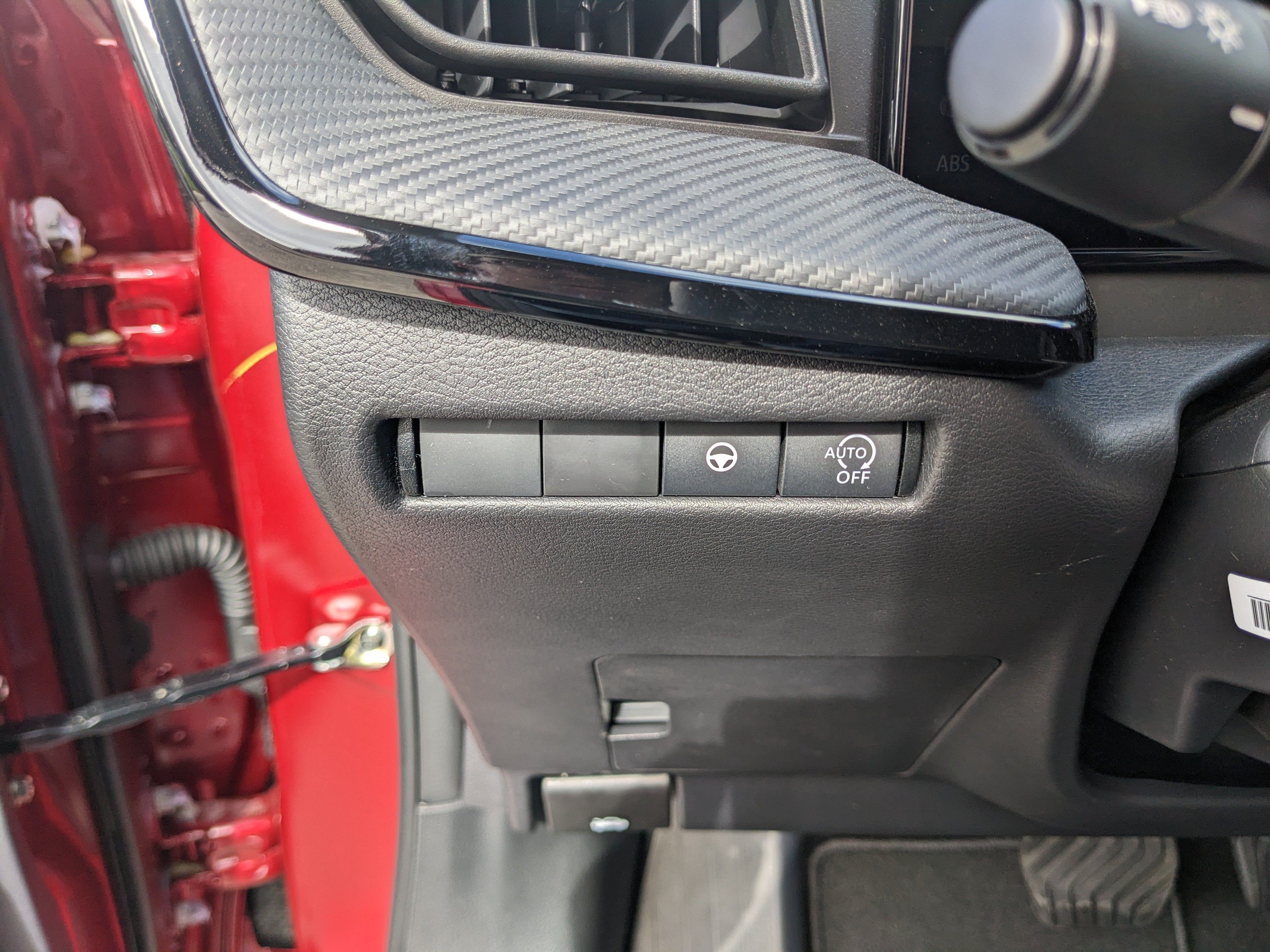 2027 Nissan Kicks SR