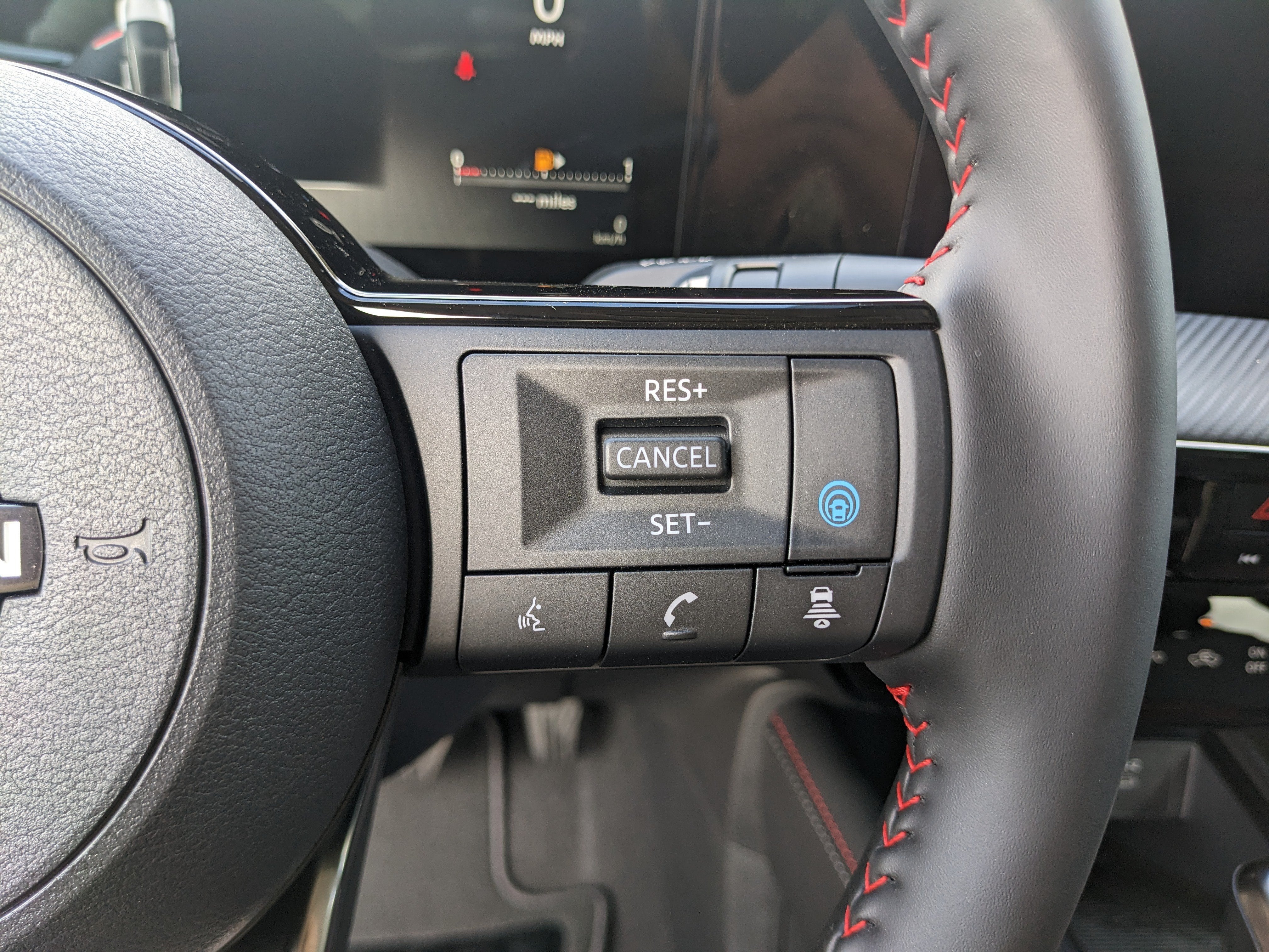 2027 Nissan Kicks SR