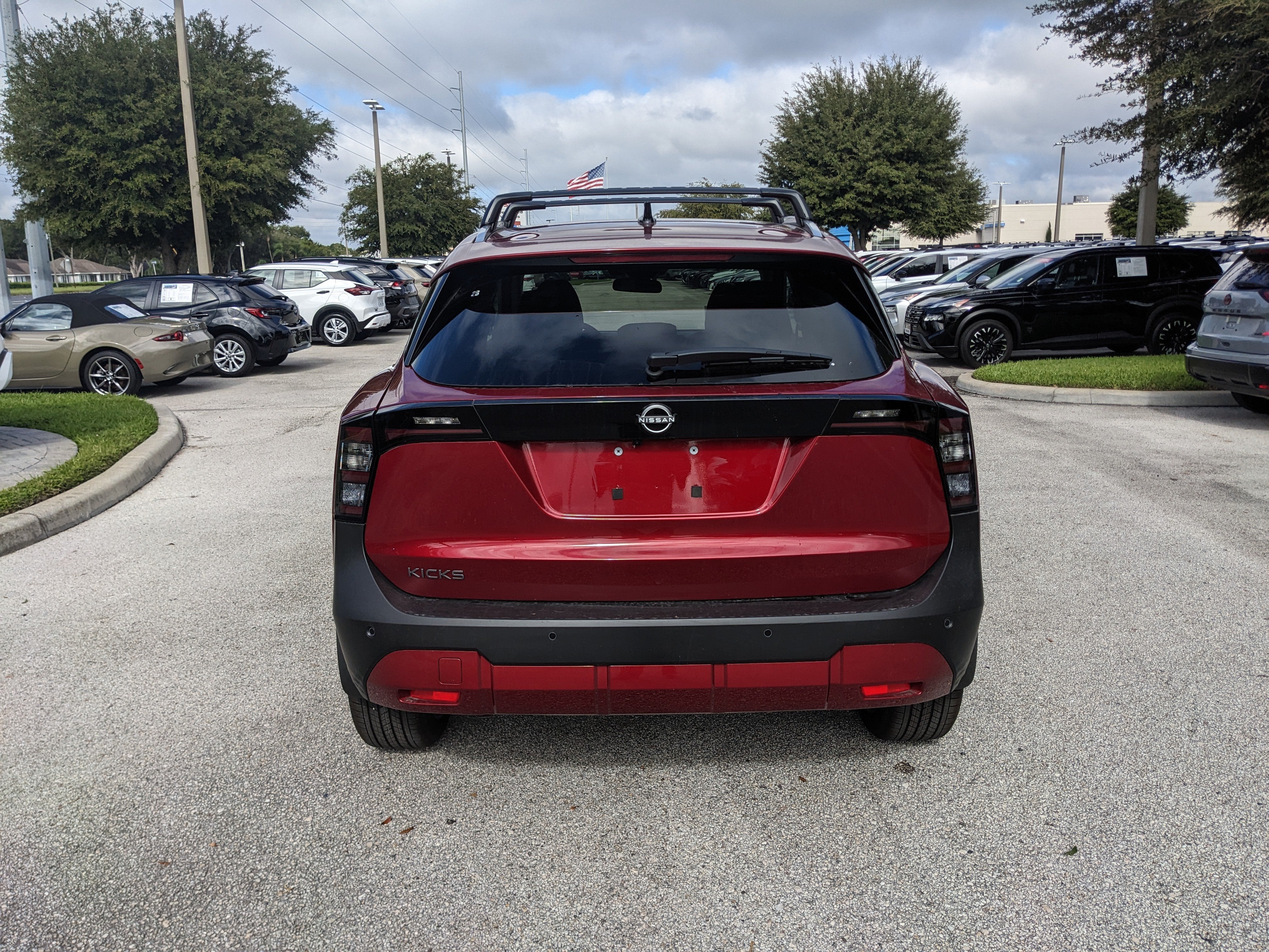 2027 Nissan Kicks SR