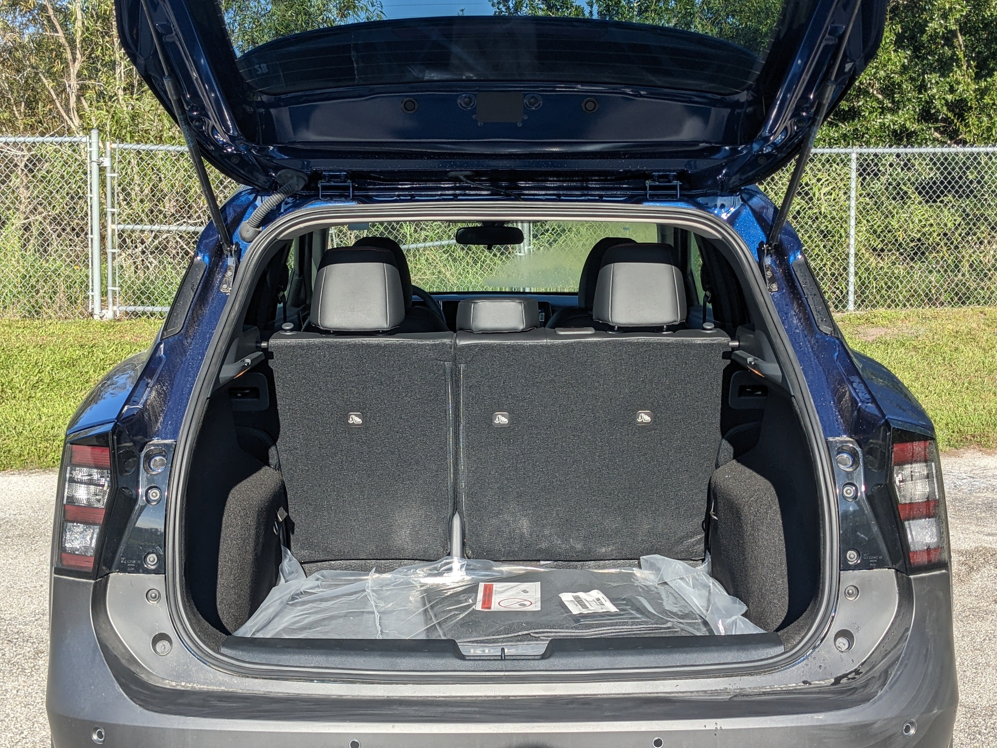 2027 Nissan Kicks SR