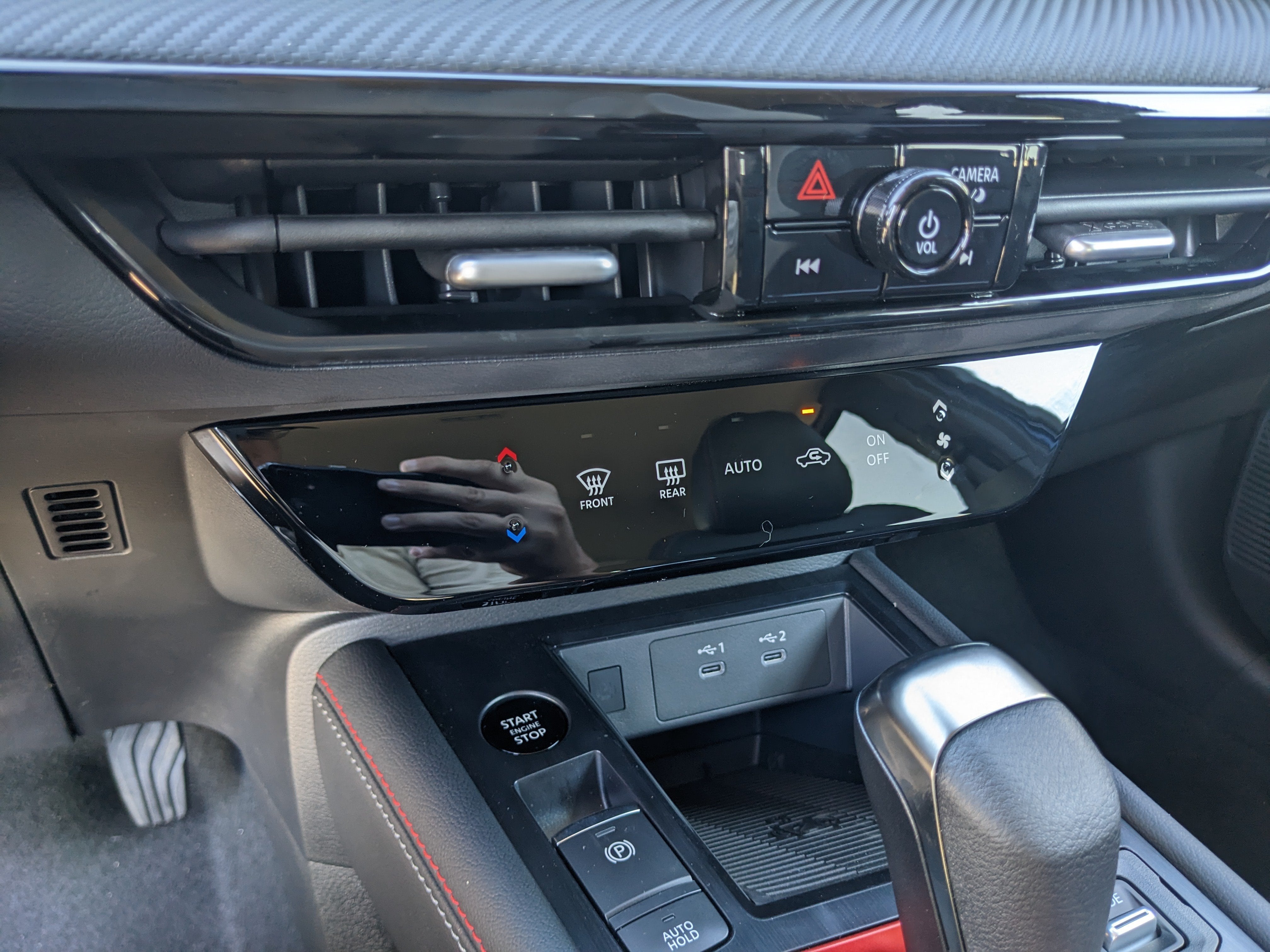 2027 Nissan Kicks SR