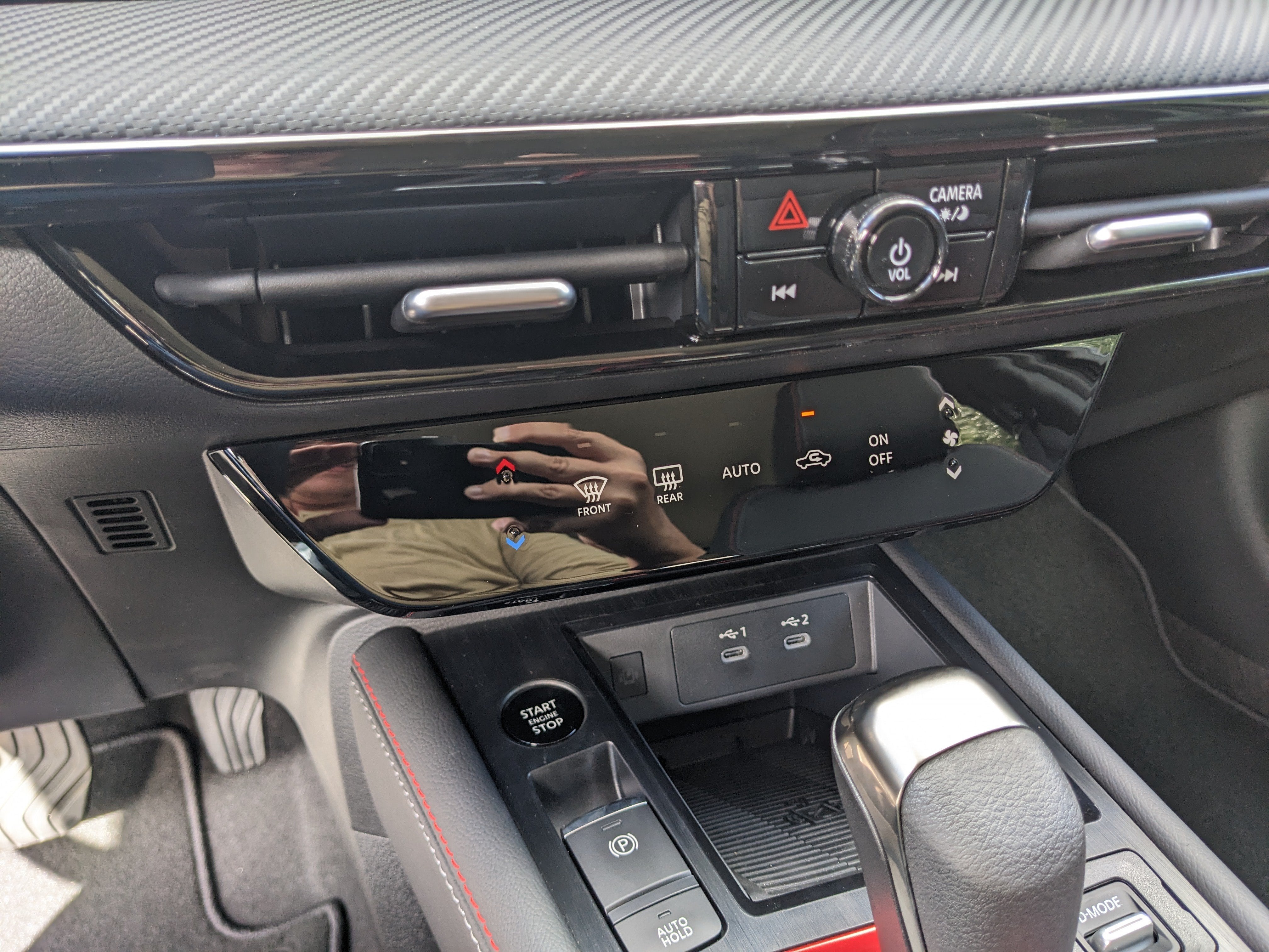 2027 Nissan Kicks SR