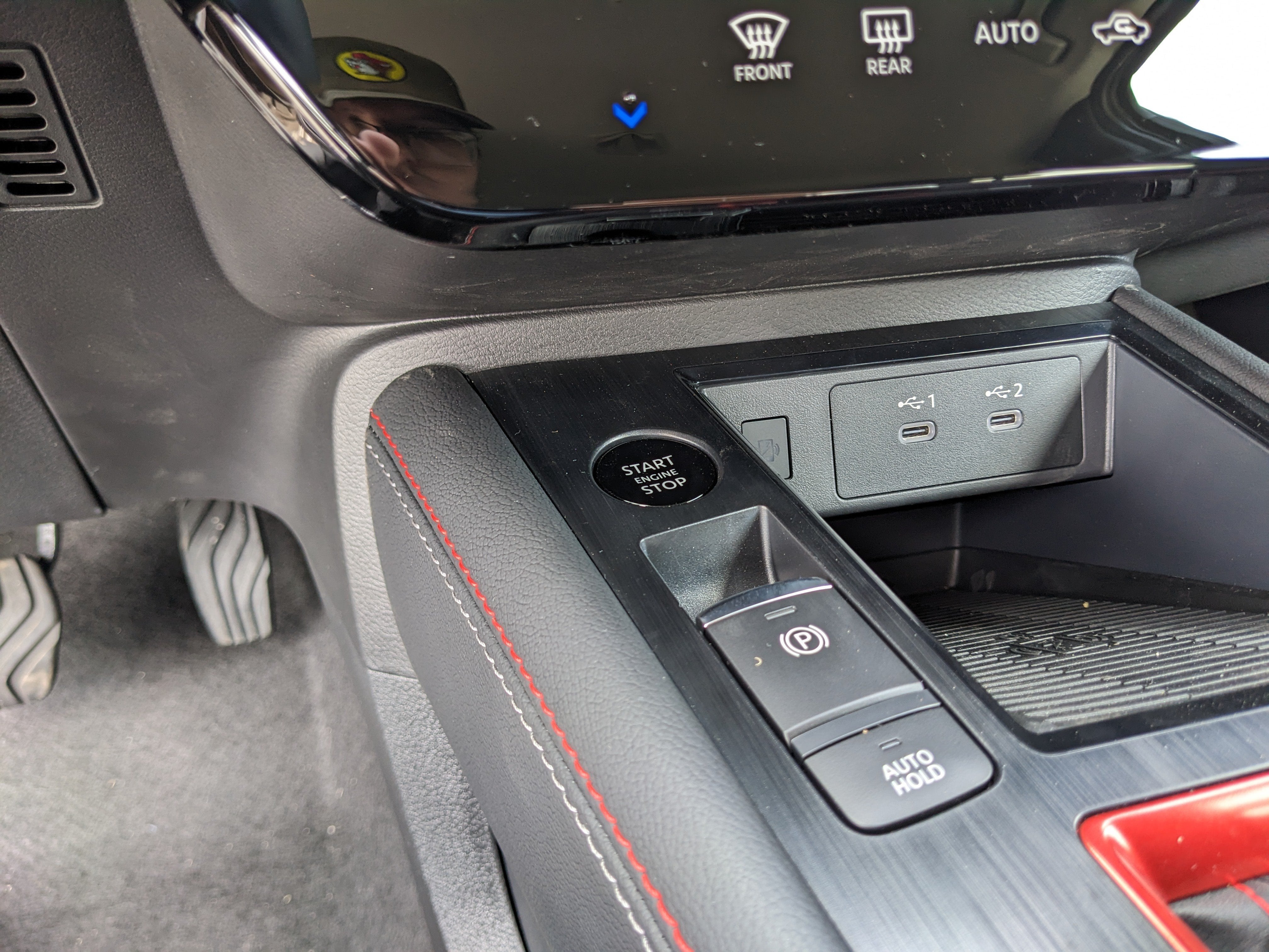 2027 Nissan Kicks SR