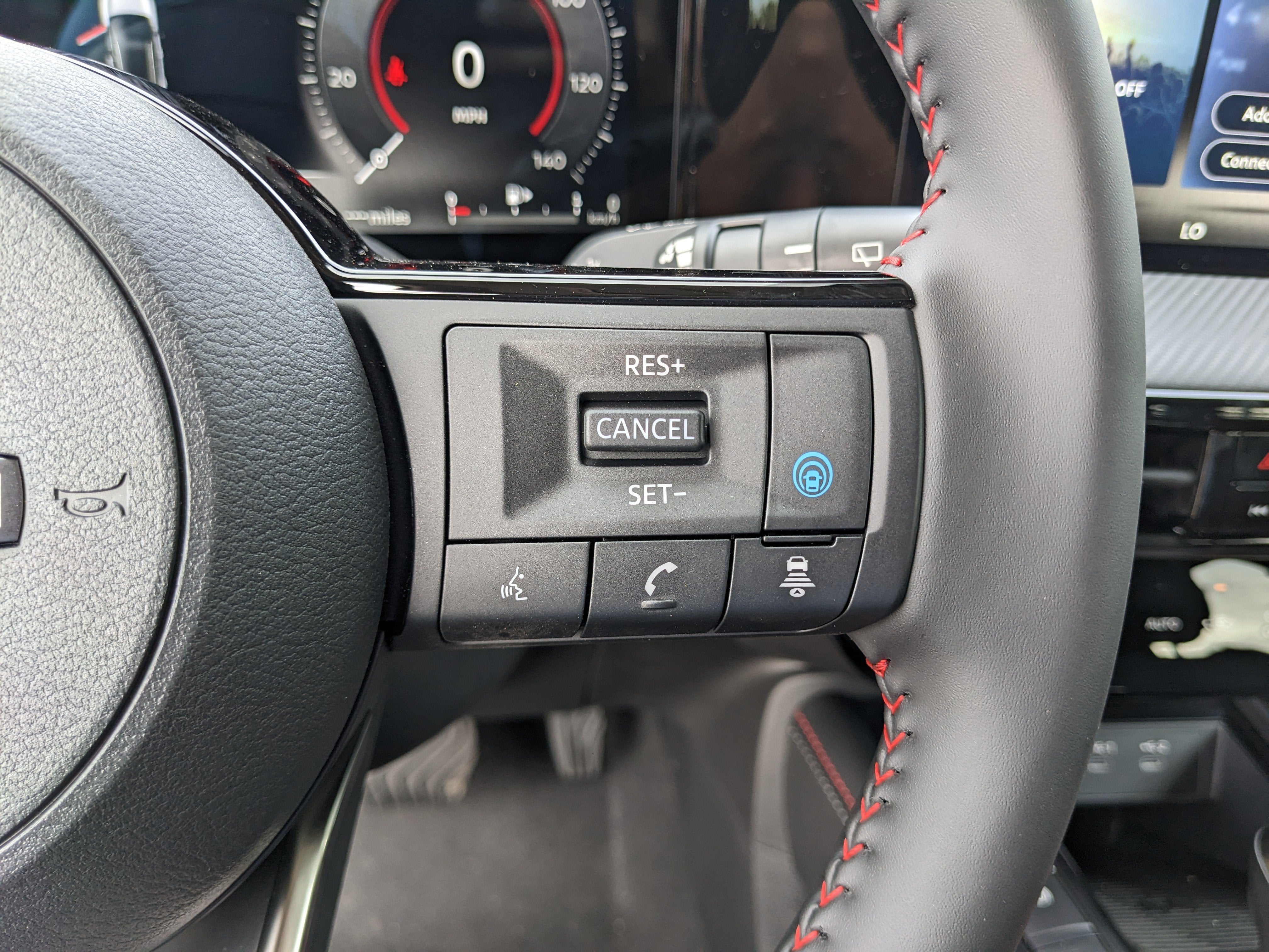 2027 Nissan Kicks SR