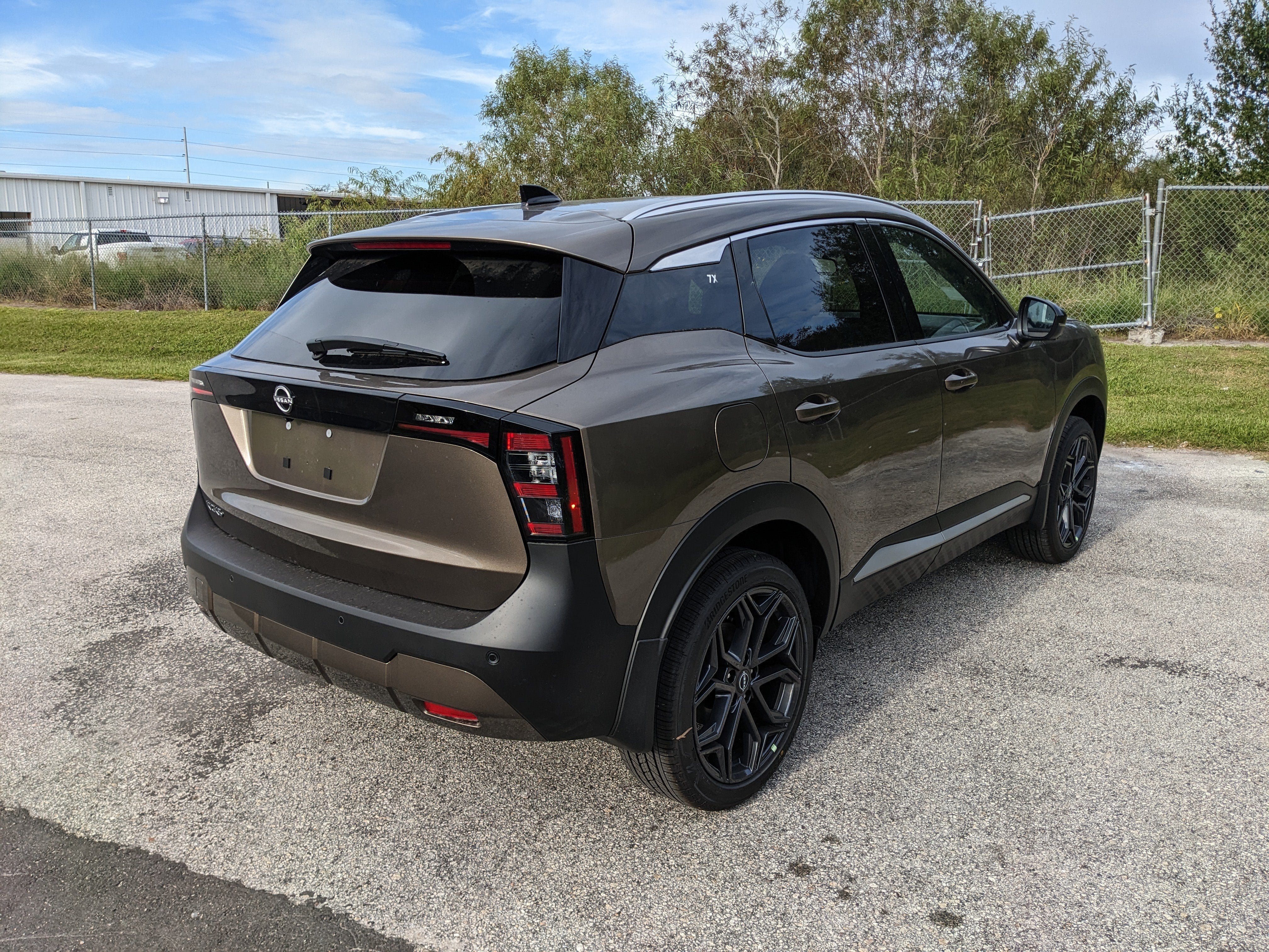 2027 Nissan Kicks SR