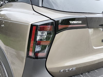 2027 Nissan Kicks SR