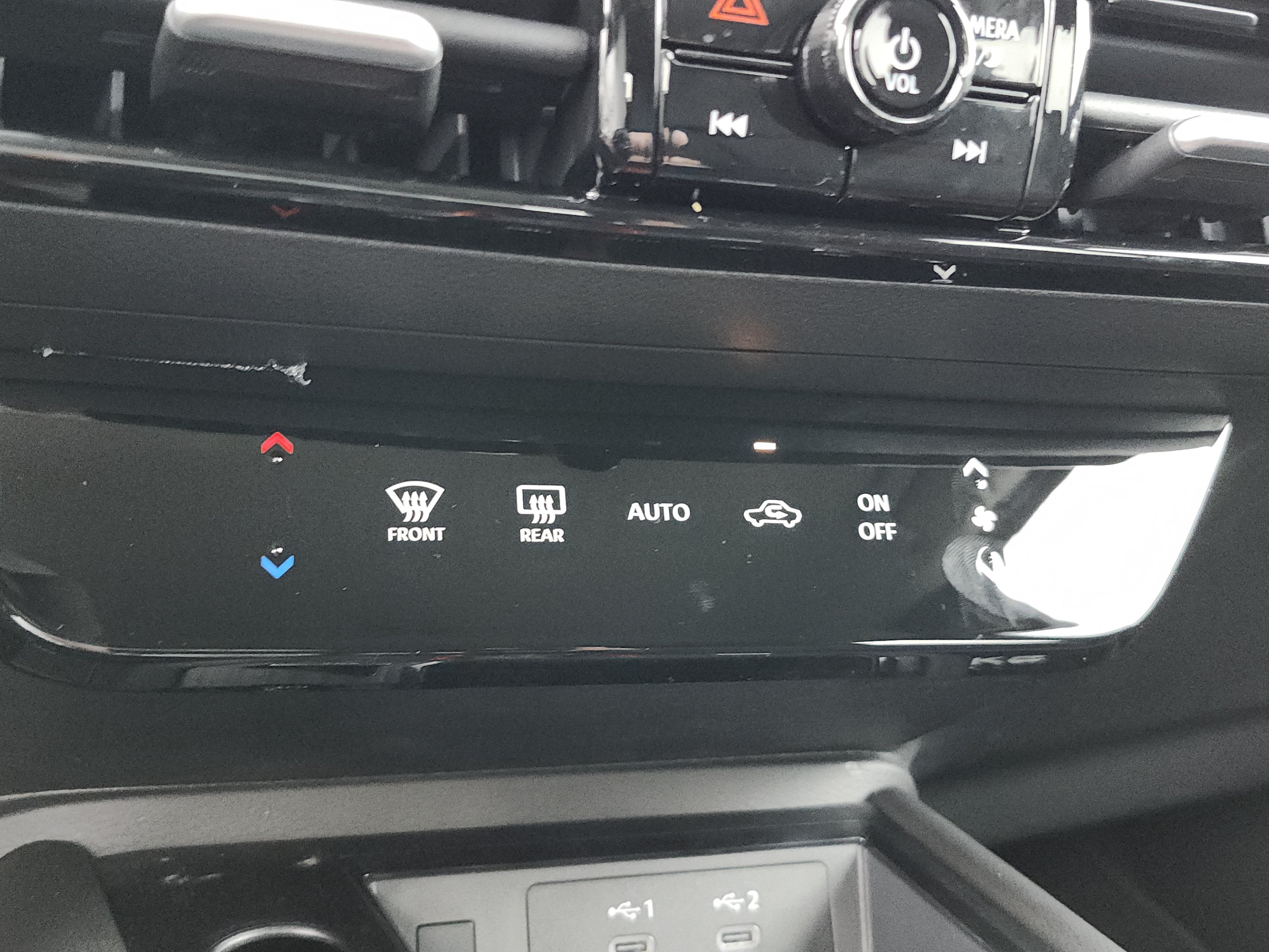 2027 Nissan Kicks SR