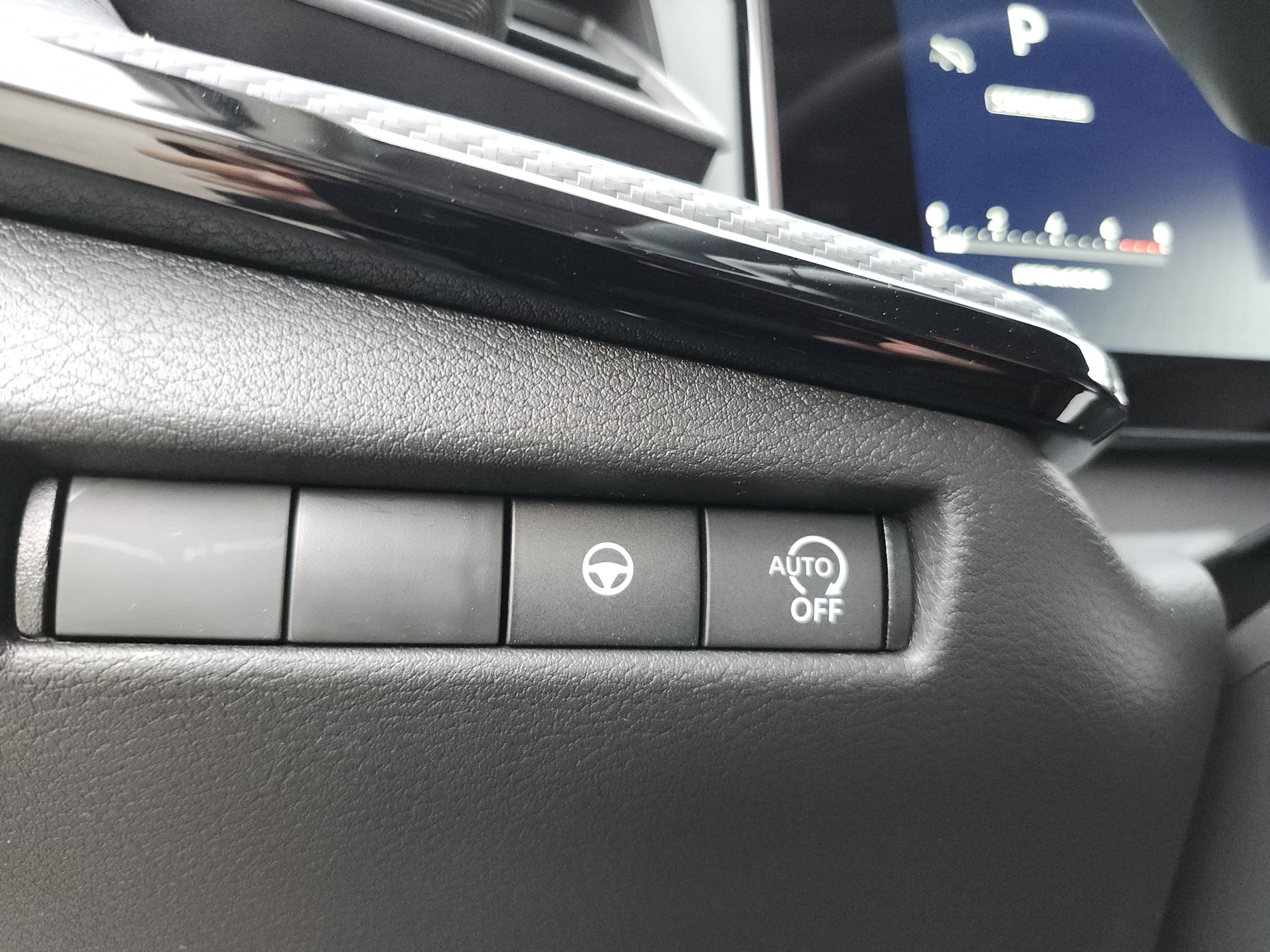 2027 Nissan Kicks SR