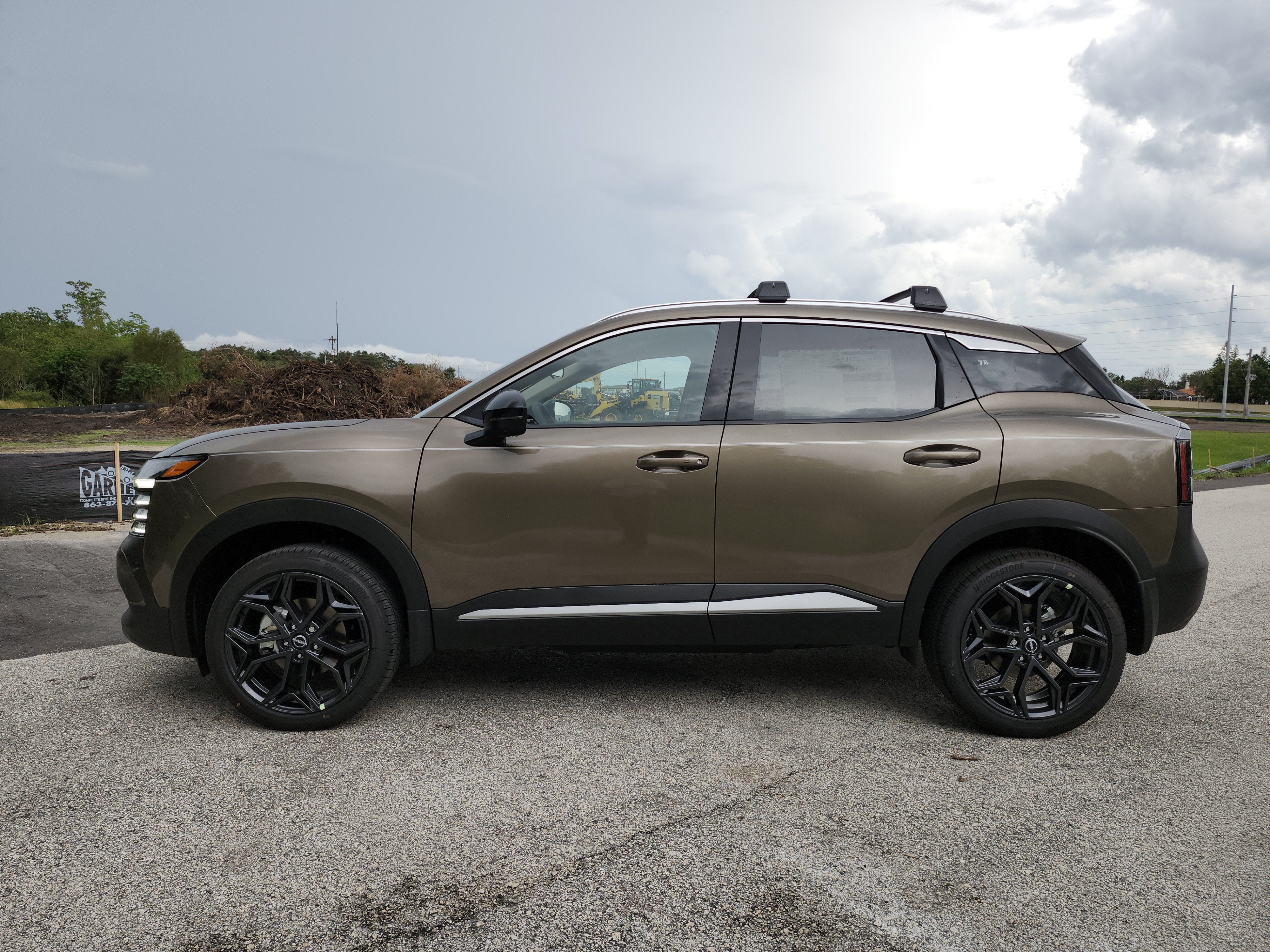 2027 Nissan Kicks SR