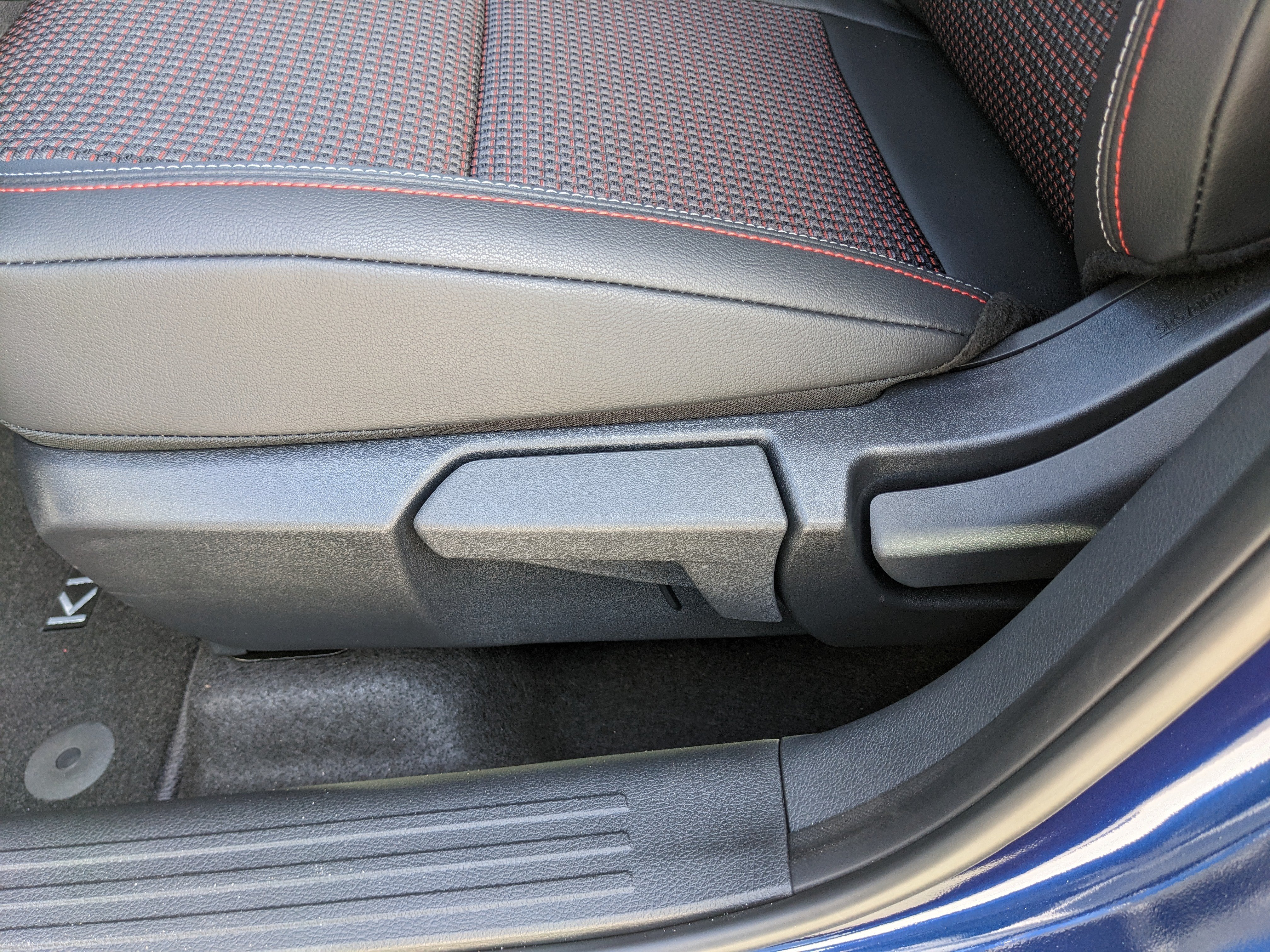 2027 Nissan Kicks SR